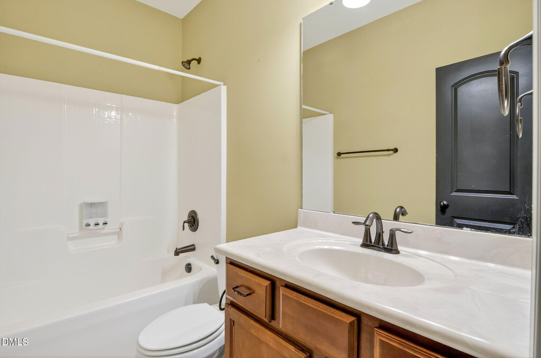 Wake Forest, North Carolina, 27587, United States, 4 Bedrooms Bedrooms, ,4 BathroomsBathrooms,Residential,For Sale,1991002