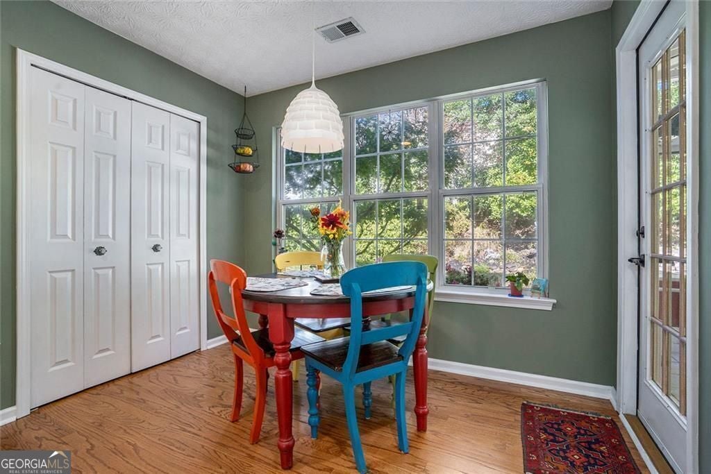 Marietta, Georgia, 30064, United States, 4 Bedrooms Bedrooms, ,3 BathroomsBathrooms,Residential,For Sale,1985549