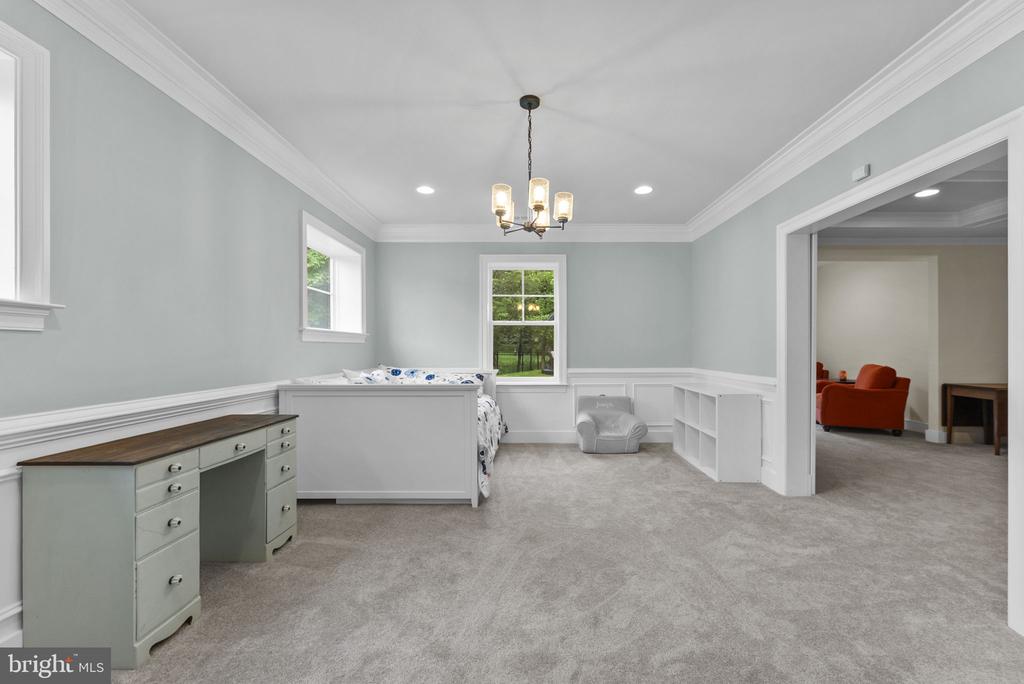 Warrenton, Virginia, 20187, United States, 4 Bedrooms Bedrooms, ,4 BathroomsBathrooms,Residential,For Sale,2048905