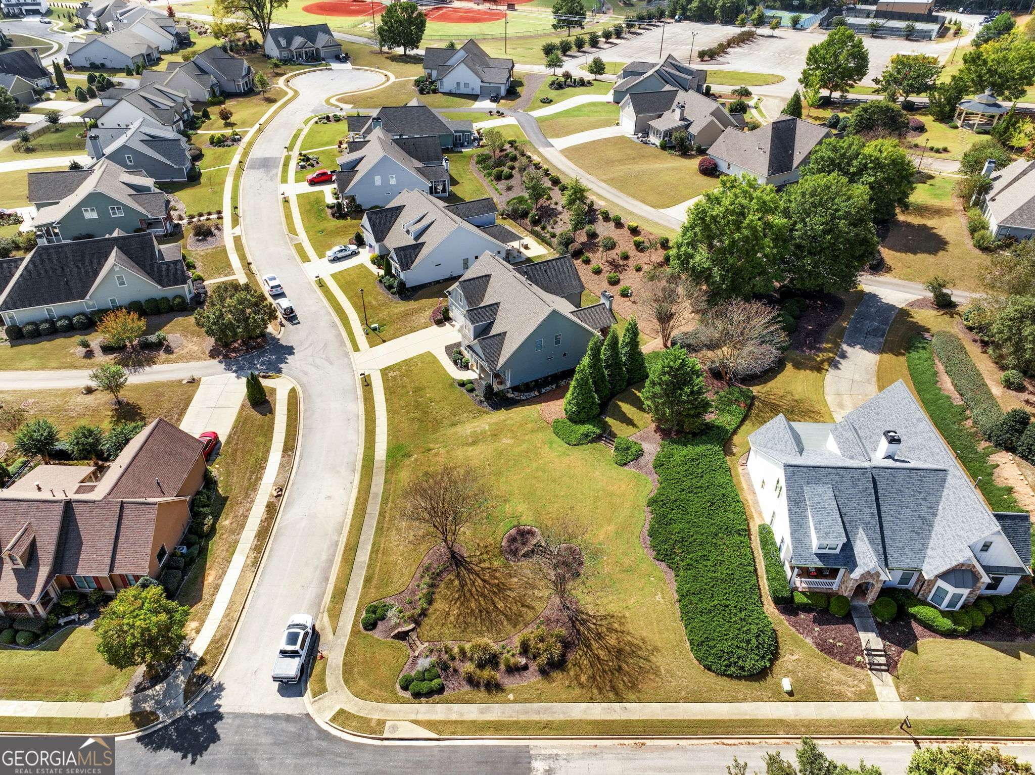 Hoschton, Georgia, 30548, United States, 5 Bedrooms Bedrooms, ,3 BathroomsBathrooms,Residential,For Sale,1986295