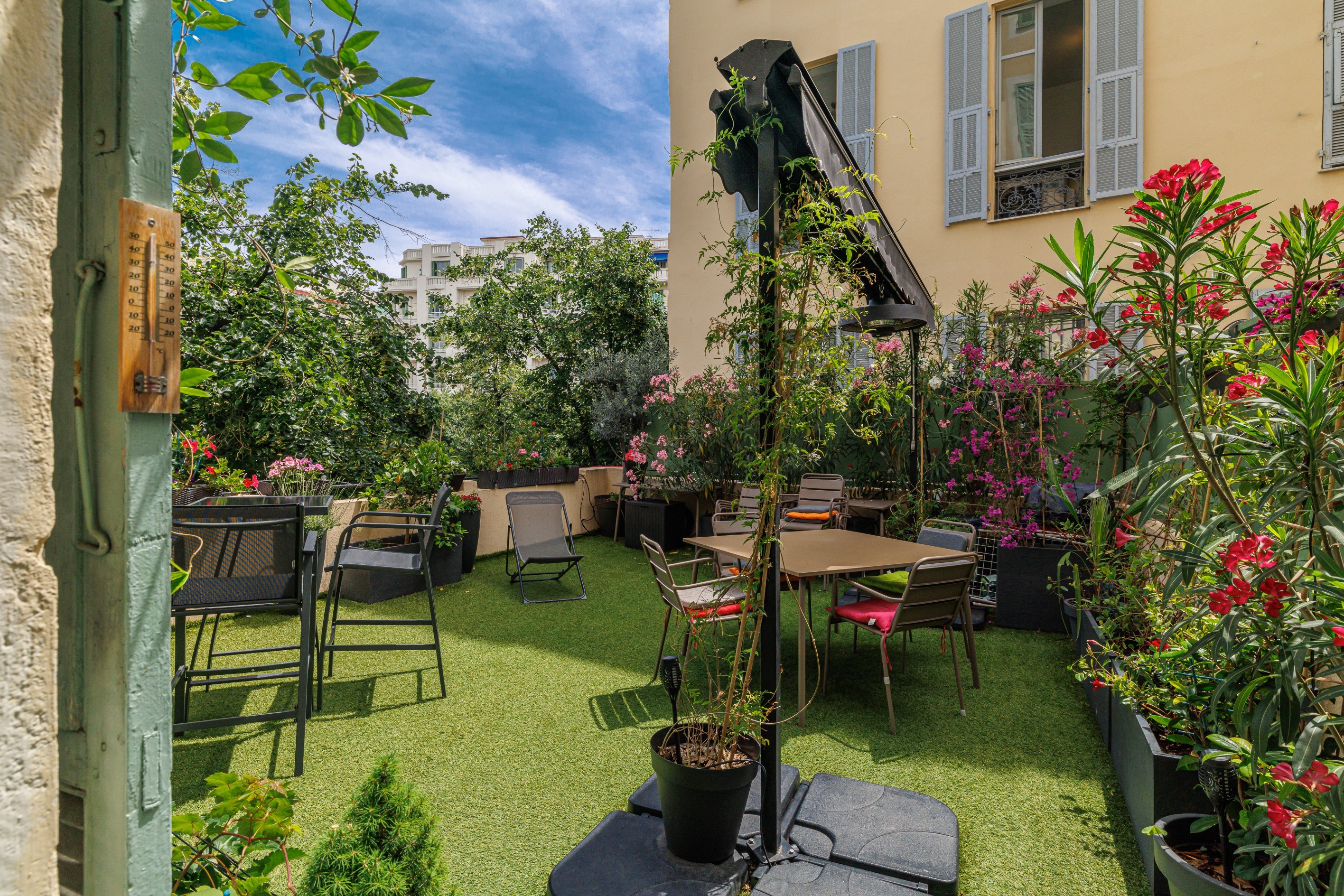  Renovated reception apartment with 40 sqm terrace facing Jardin Alsace-Lorraine… - 物件實景
