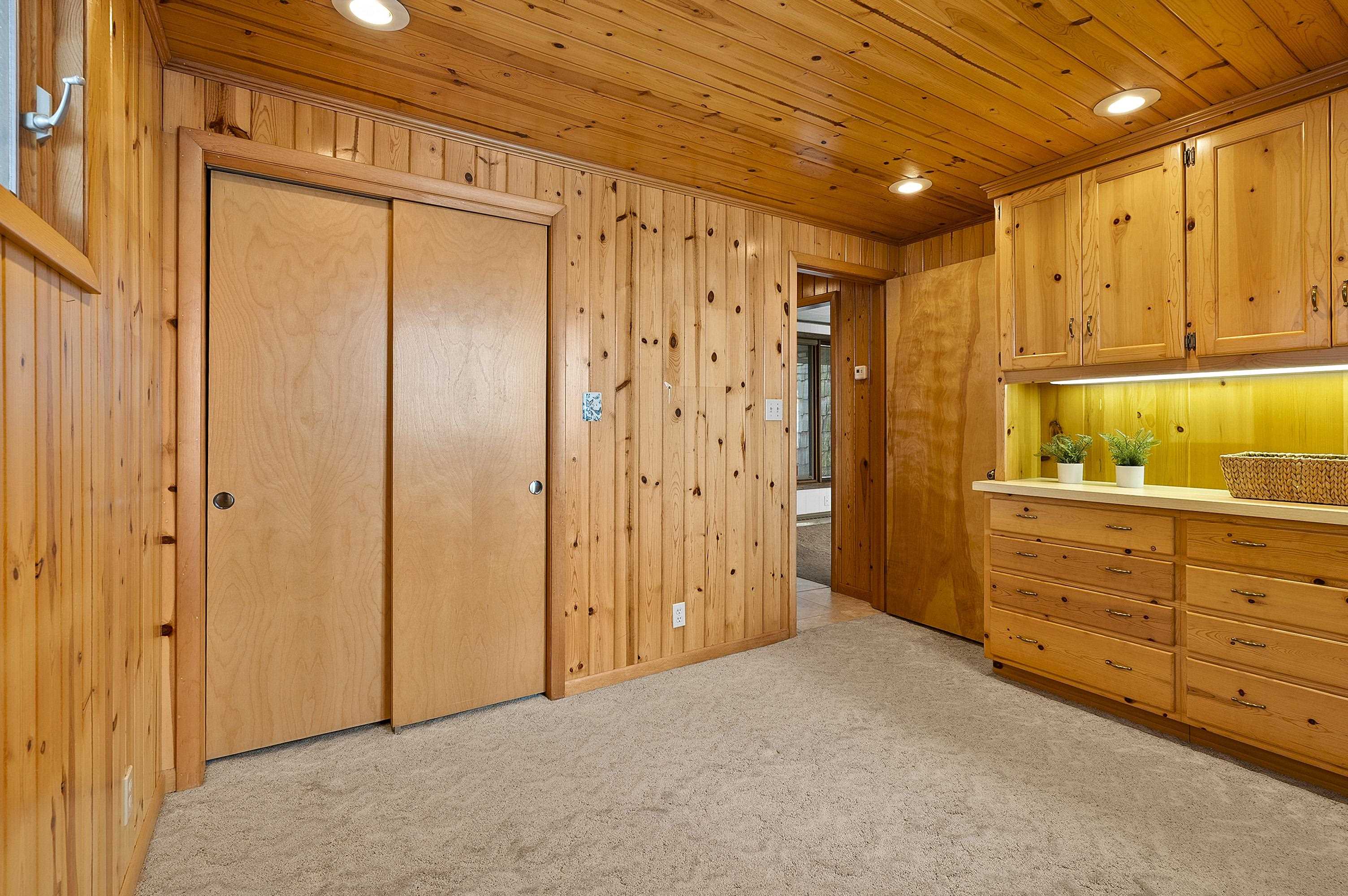 LUXEMBURG, Wisconsin, 54217, United States, 2 Bedrooms Bedrooms, ,2 BathroomsBathrooms,Residential,For Sale,1948944