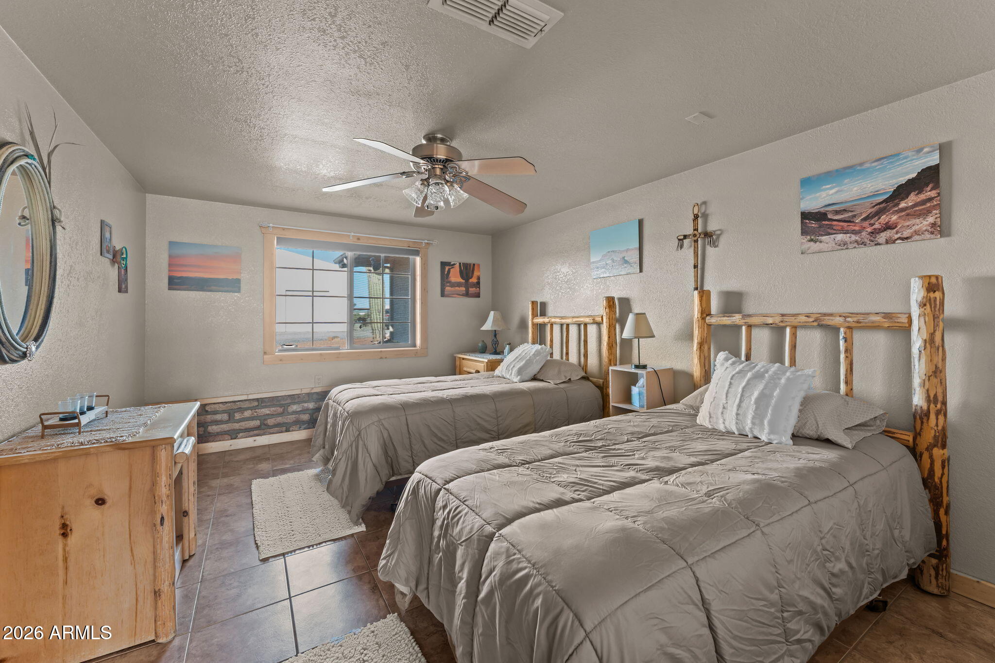 Wickenburg, Arizona, 85390, United States, 3 Bedrooms Bedrooms, ,2 BathroomsBathrooms,Residential,For Sale,2012401