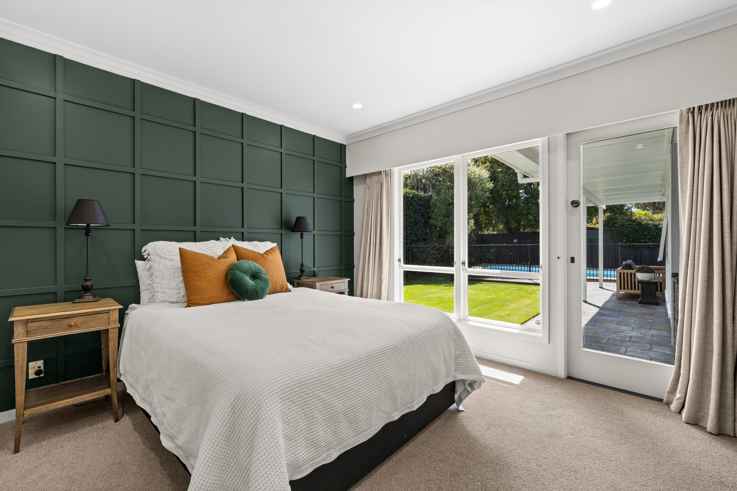  904B Harding Road, Camberley - 物件實景