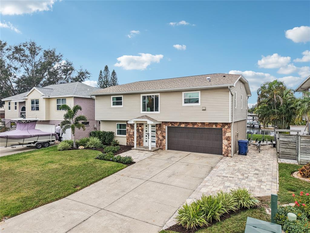 Palm Harbor, Florida, 34683, United States, 4 Bedrooms Bedrooms, ,3 BathroomsBathrooms,Residential,For Sale,2001697