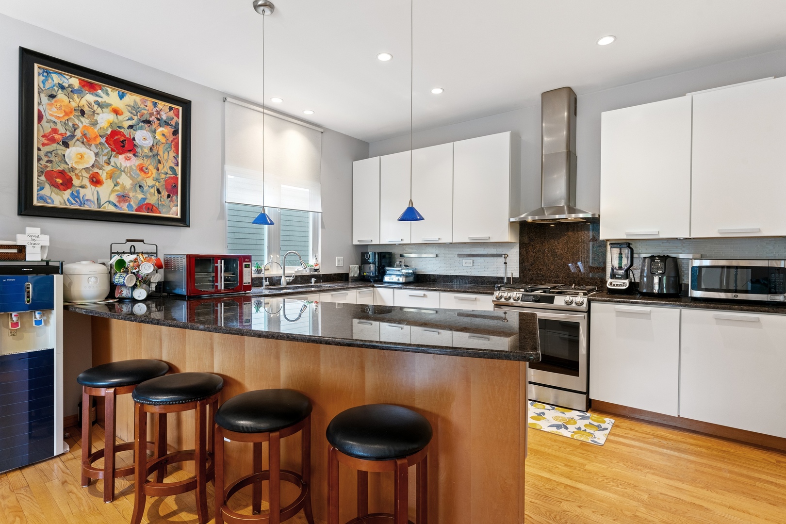 Northbrook, Illinois, 60062, United States, 5 Bedrooms Bedrooms, ,5 BathroomsBathrooms,Residential,For Sale,1987752