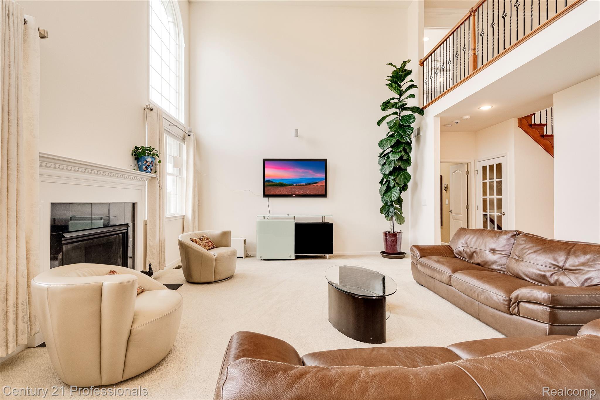 Novi, Michigan, 48374, United States, 4 Bedrooms Bedrooms, ,5 BathroomsBathrooms,Residential,For Sale,1904445