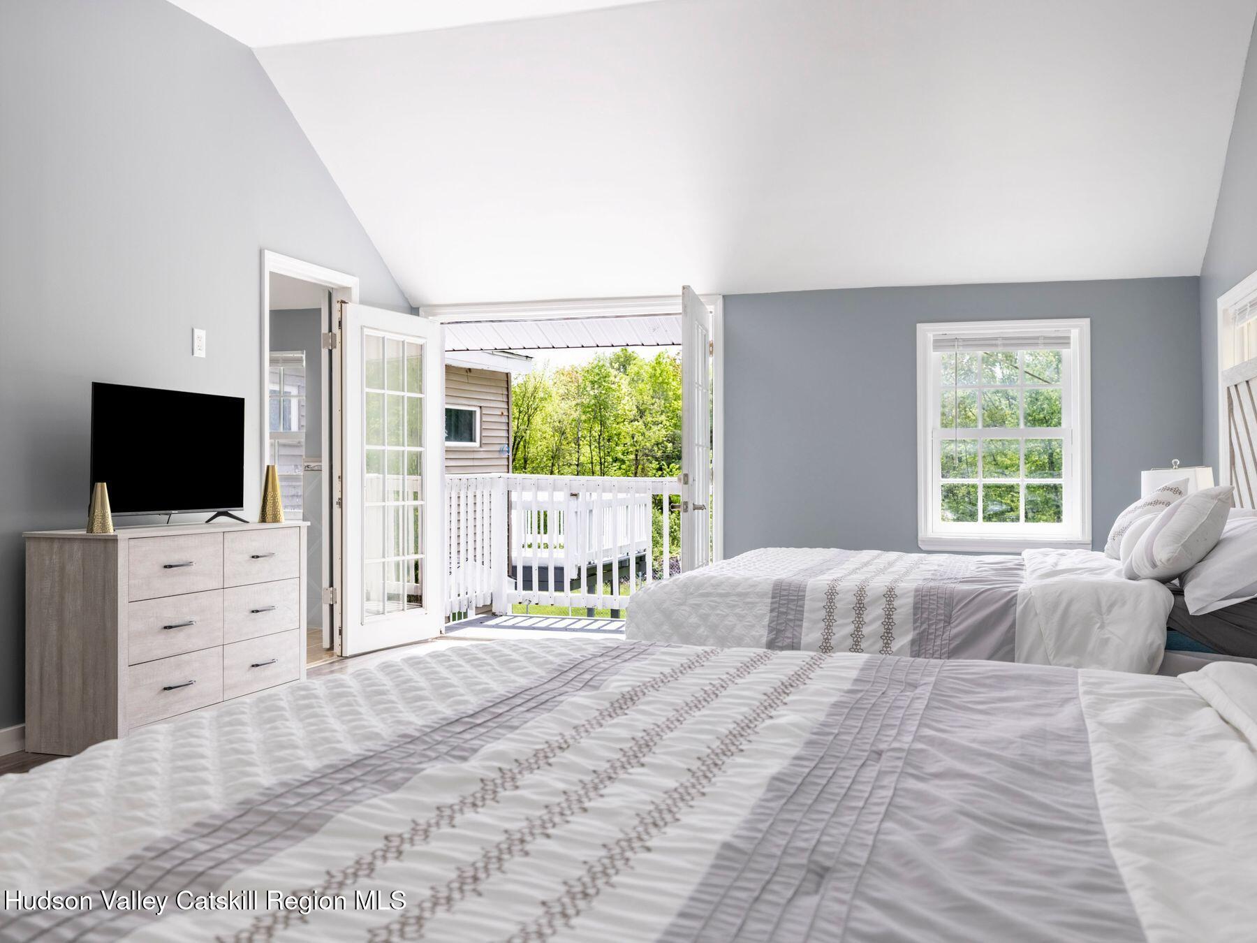 Cairo, New York, 12413, United States, 4 Bedrooms Bedrooms, ,4 BathroomsBathrooms,Residential,For Sale,1827248