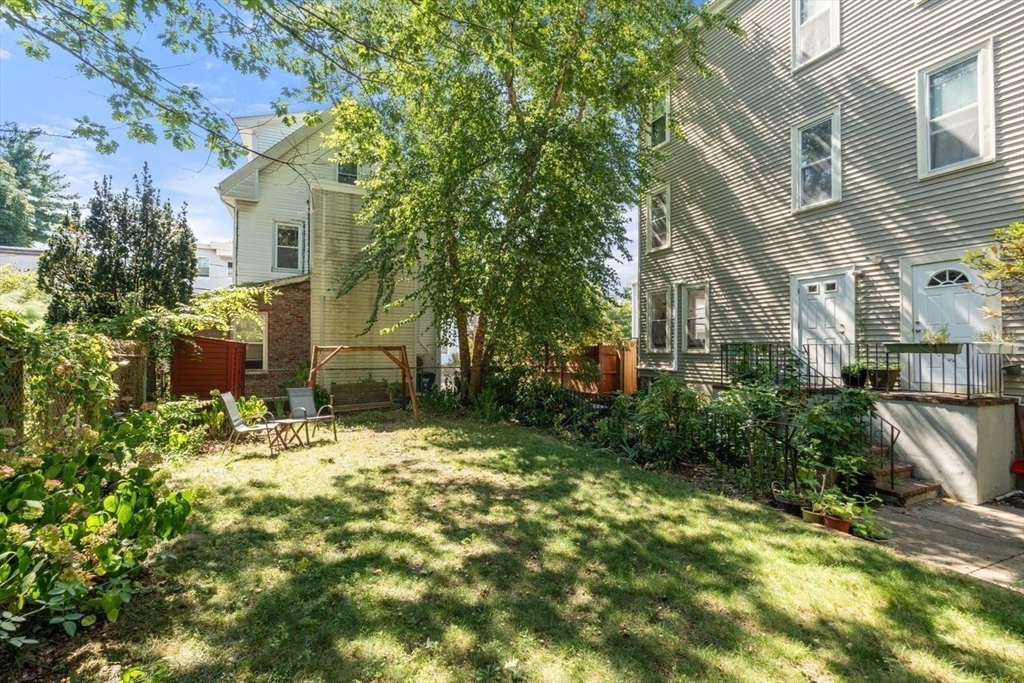 Cambridge, Massachusetts, 02139, United States, 5 Bedrooms Bedrooms, ,3 BathroomsBathrooms,Residential,For Sale,1939167