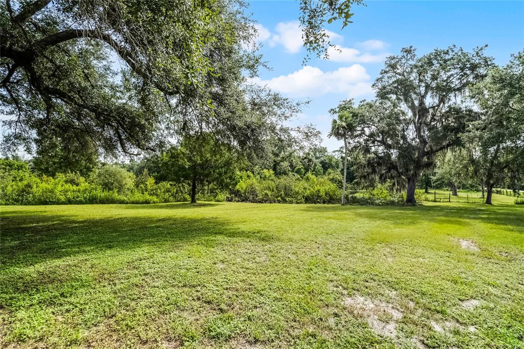 Geneva, Florida, 32732, United States, 3 Bedrooms Bedrooms, ,2 BathroomsBathrooms,Residential,For Sale,1897642