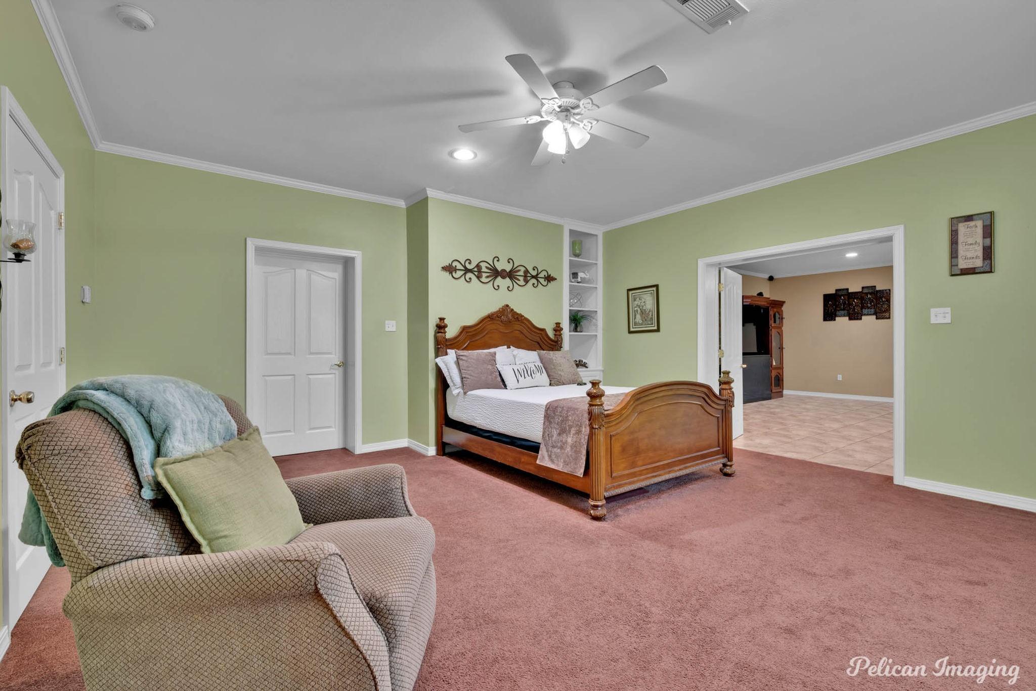 Natchitoches, Louisiana, 71457, United States, 5 Bedrooms Bedrooms, ,3 BathroomsBathrooms,Residential,For Sale,1993825