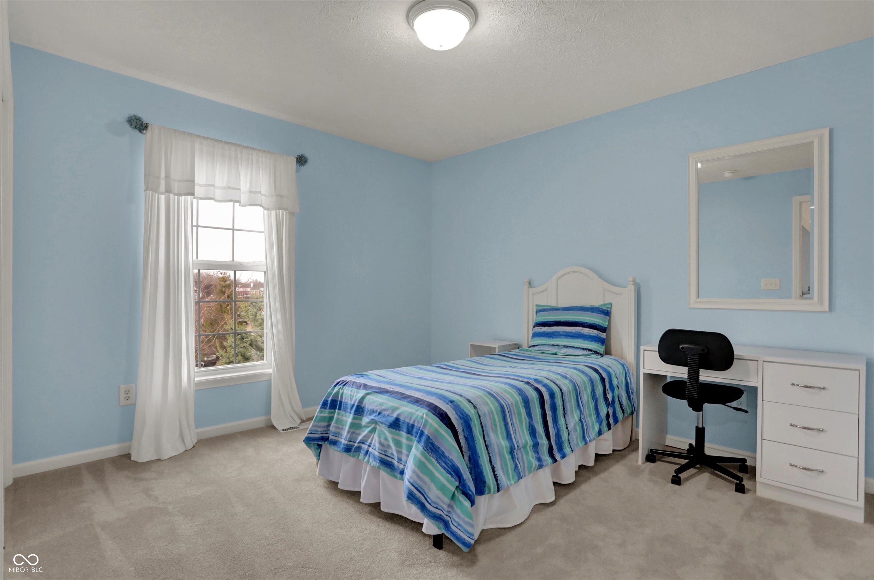 Zionsville, Indiana, 46077, United States, 4 Bedrooms Bedrooms, ,4 BathroomsBathrooms,Residential,For Sale,1880613