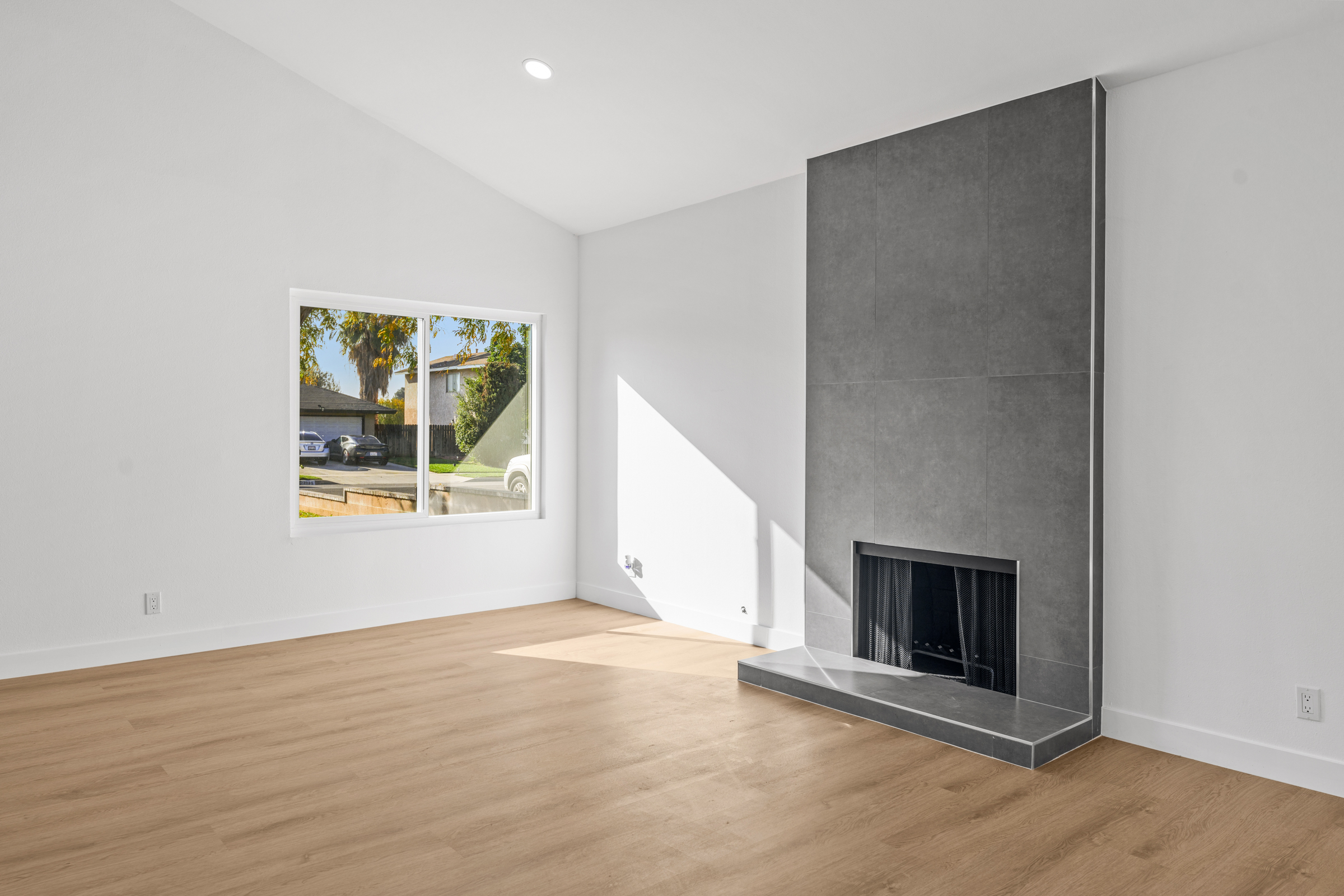 Grand Terrace, California, 92313, United States, 4 Bedrooms Bedrooms, ,3 BathroomsBathrooms,Residential,For Sale,2005102