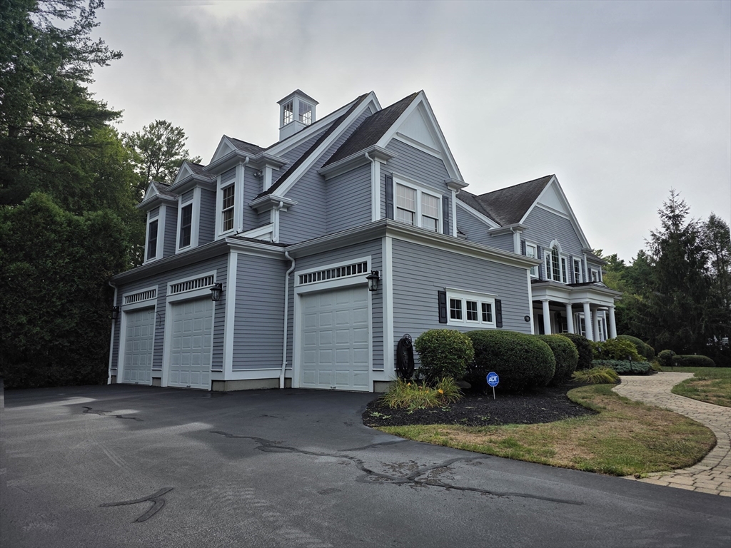 Hanover, Massachusetts, 02339, United States, 5 Bedrooms Bedrooms, ,5 BathroomsBathrooms,Residential,For Sale,1940579