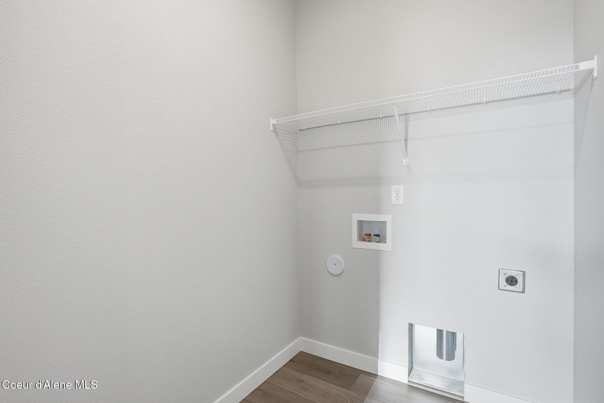 Coeur d'Alene, Idaho, 83815, United States, 4 Bedrooms Bedrooms, ,3 BathroomsBathrooms,Residential,For Sale,2015993