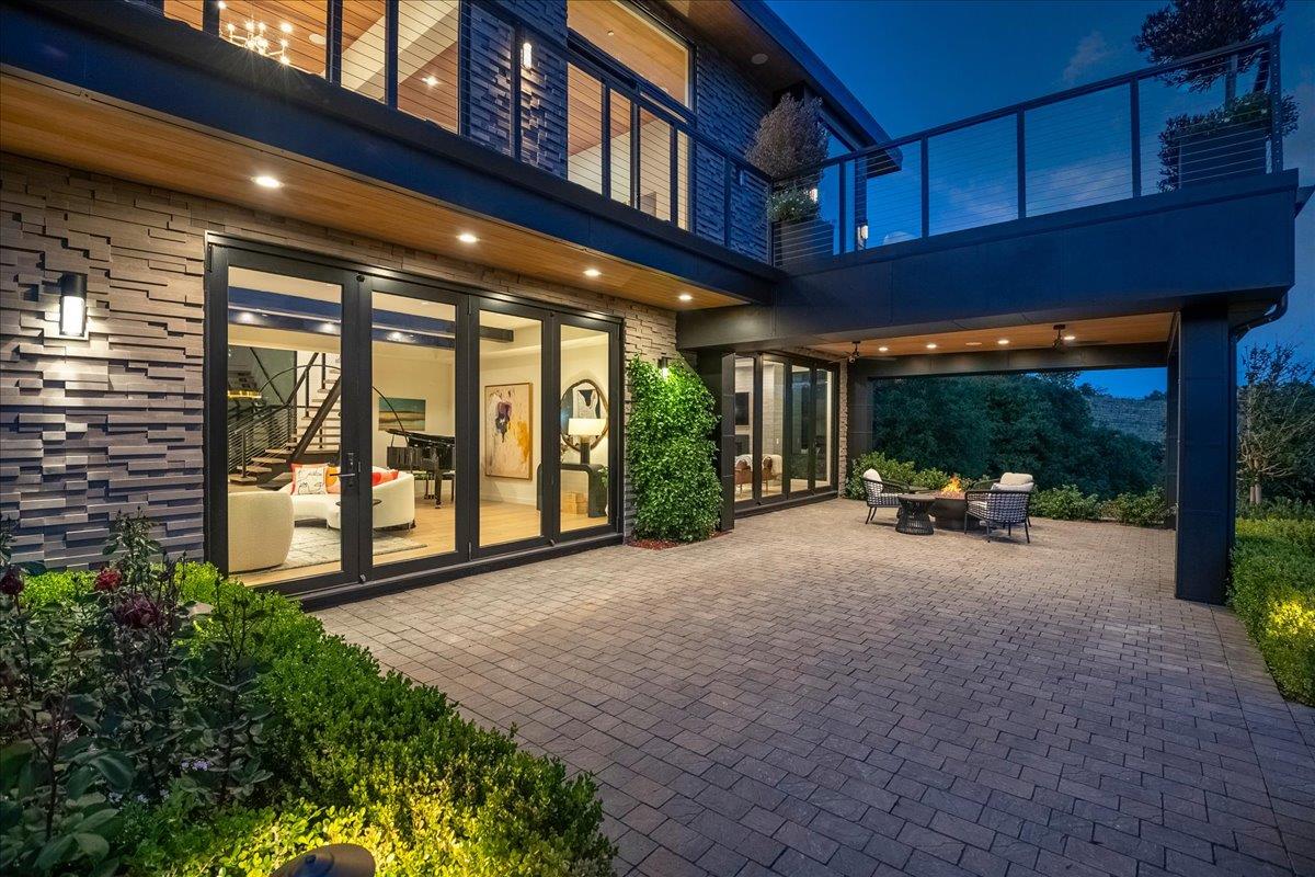 Saratoga, California, 95070, United States, 6 Bedrooms Bedrooms, ,11 BathroomsBathrooms,Residential,For Sale,1971416