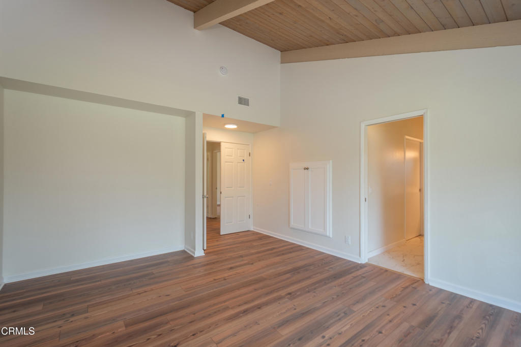 Somis, California, 93066, United States, 7 Bedrooms Bedrooms, ,1 BathroomBathrooms,Residential,For Sale,2049241