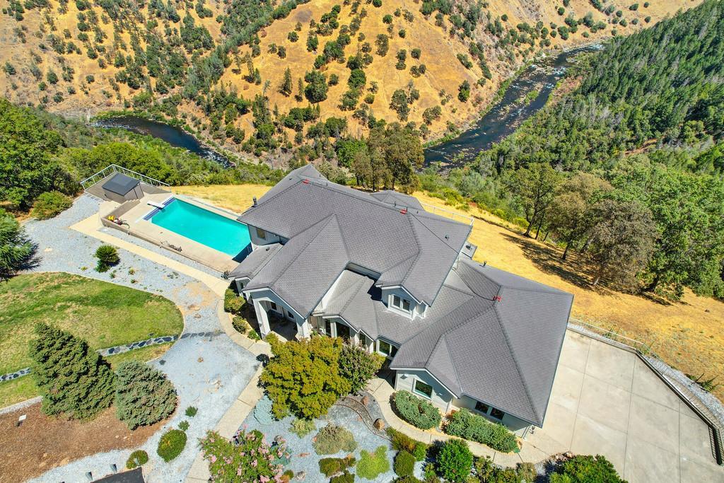 Placerville, California, 95667, United States, 4 Bedrooms Bedrooms, ,5 BathroomsBathrooms,Residential,For Sale,1982324