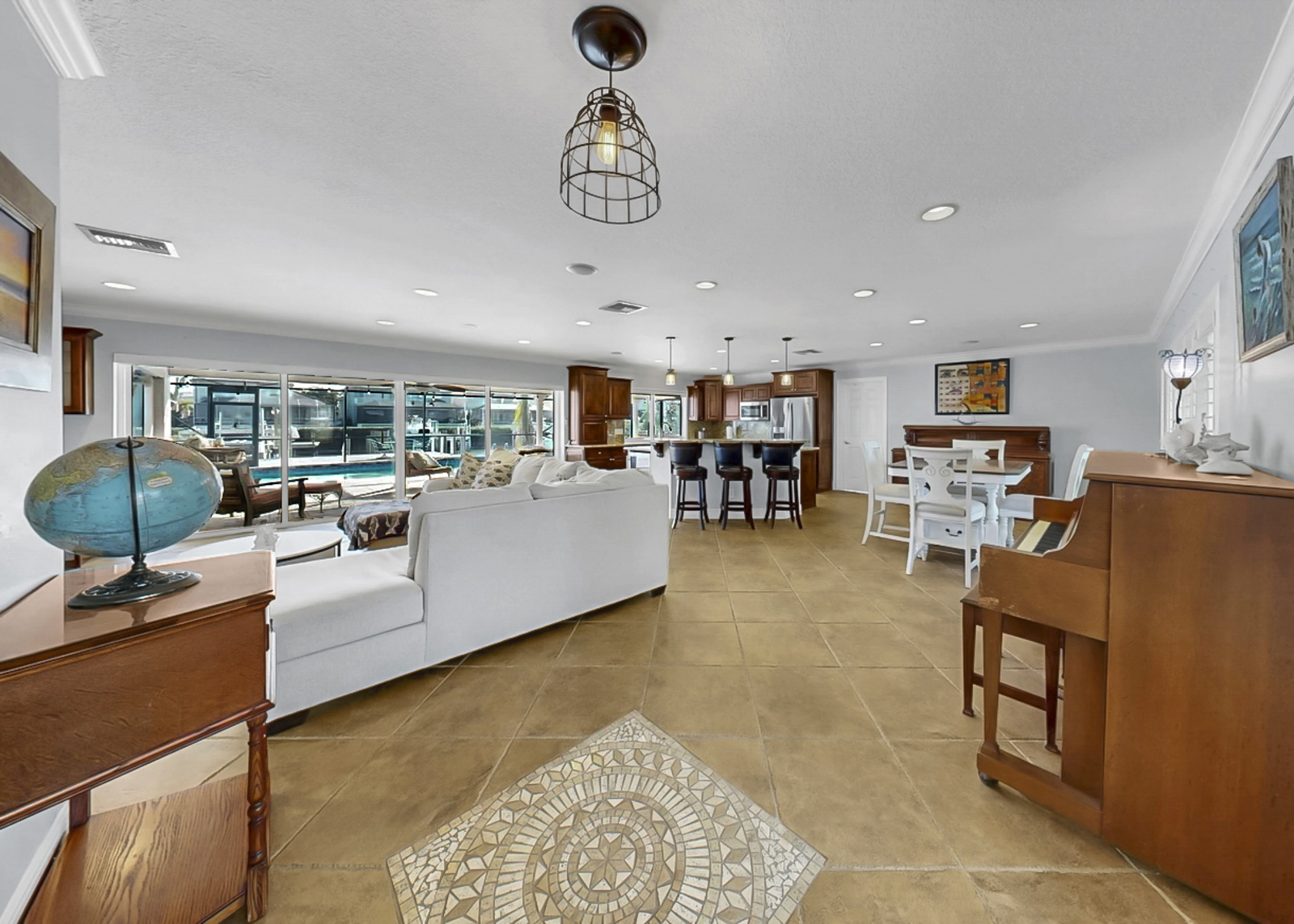 Apollo Beach, Florida, 33572, United States, 3 Bedrooms Bedrooms, ,2 BathroomsBathrooms,Residential,For Sale,2014818