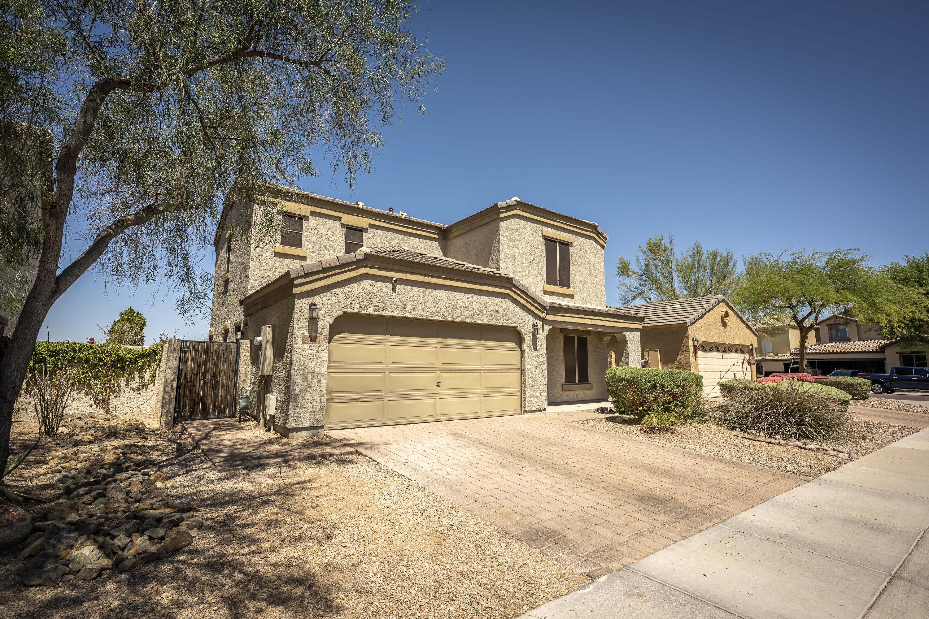 Phoenix, Arizona, 85085, United States, 4 Bedrooms Bedrooms, ,3 BathroomsBathrooms,Residential,For Sale,1869384