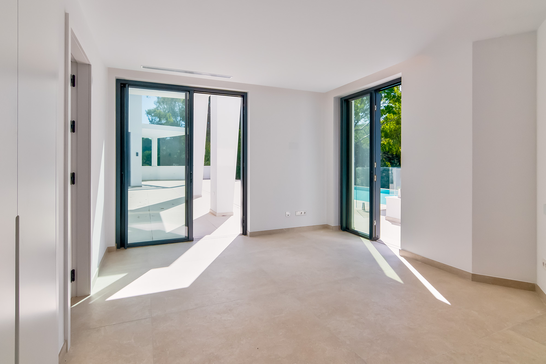  New contemporary villa with total privacy in Sotogrande Alto - 物件實景