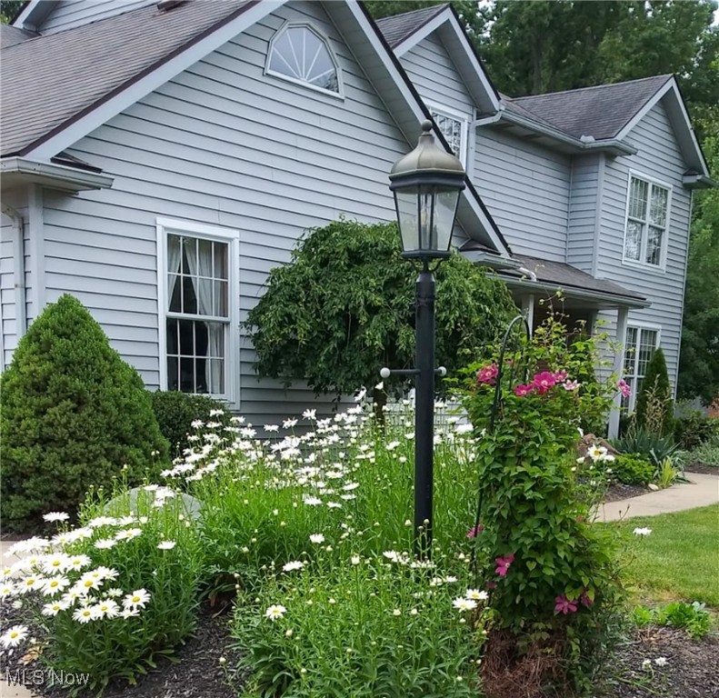 Uniontown, Ohio, 44685, United States, 5 Bedrooms Bedrooms, ,4 BathroomsBathrooms,Residential,For Sale,1947066