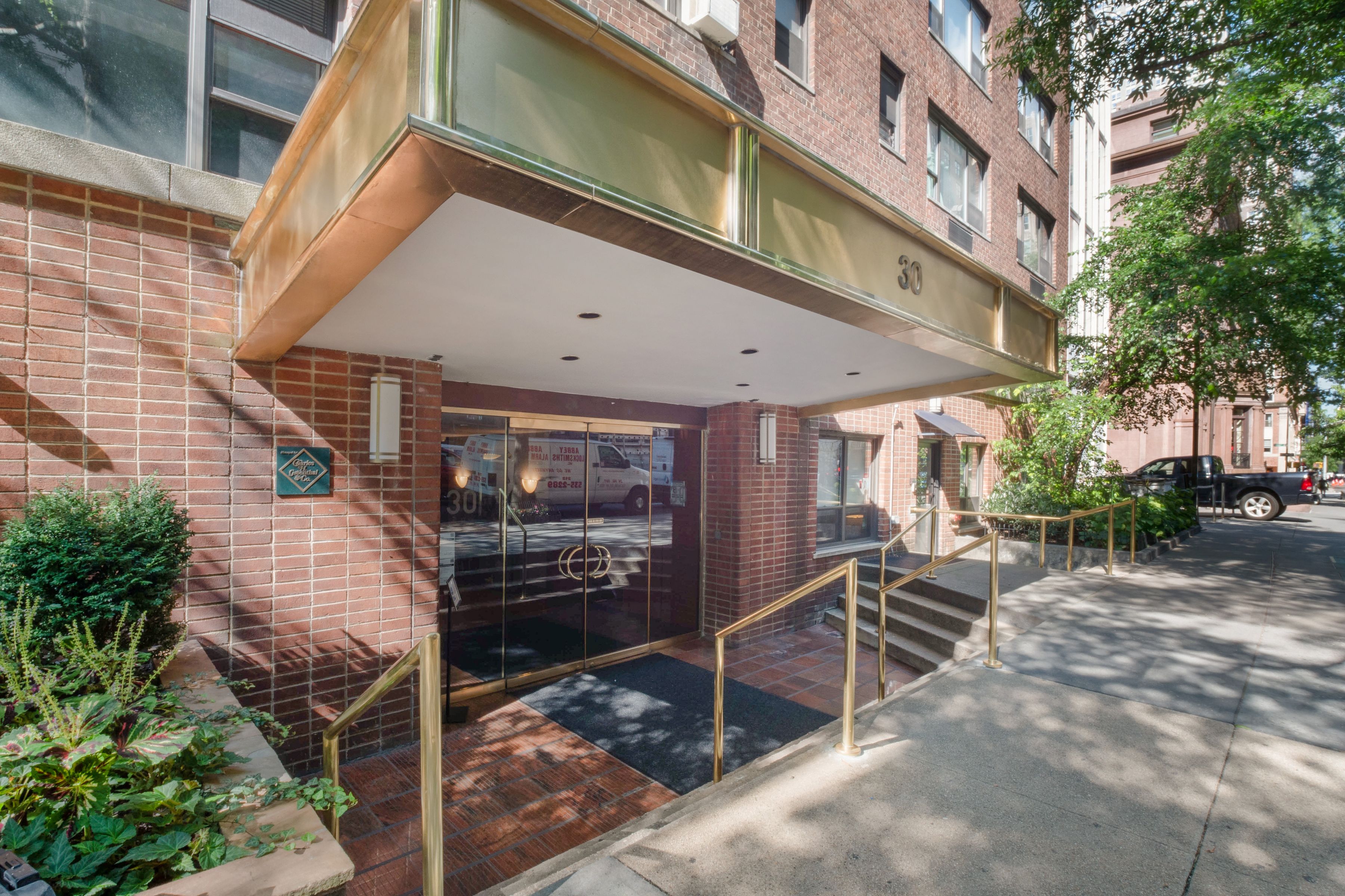  30 East 37th Street - 物件實景