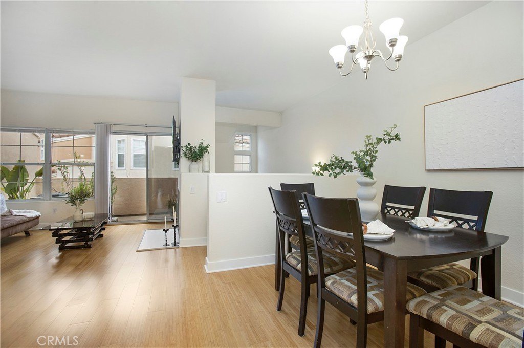 Anaheim, California, 92808, United States, 2 Bedrooms Bedrooms, ,2 BathroomsBathrooms,Residential,For Sale,1917583