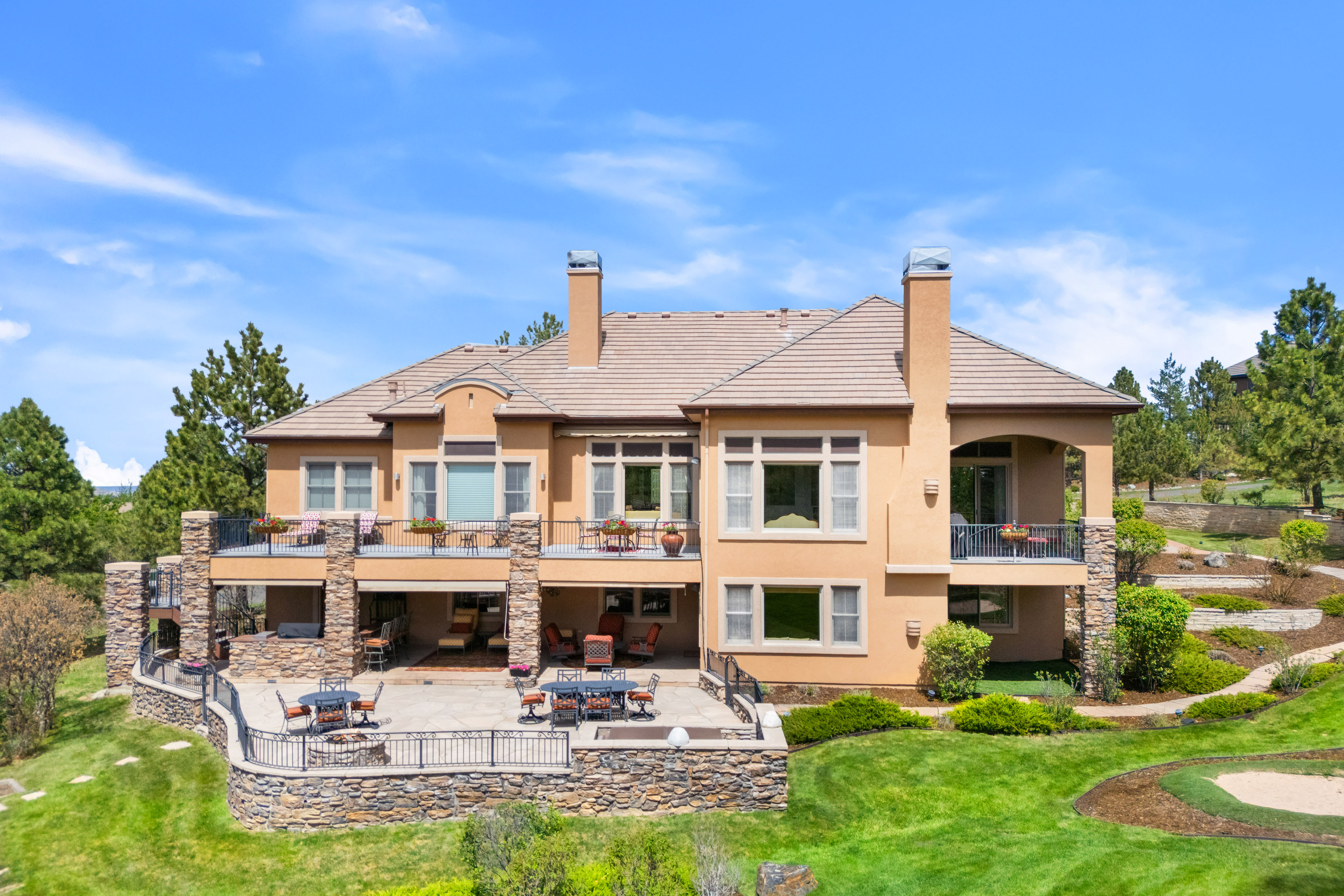  Exceptional ranch-style home in the prestigious gated golf course community - 物件實景