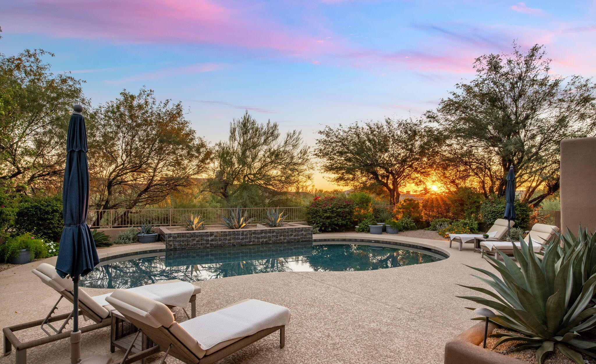  10046 E Hidden Valley Rd  Scottsdale, AZ - 物件實景