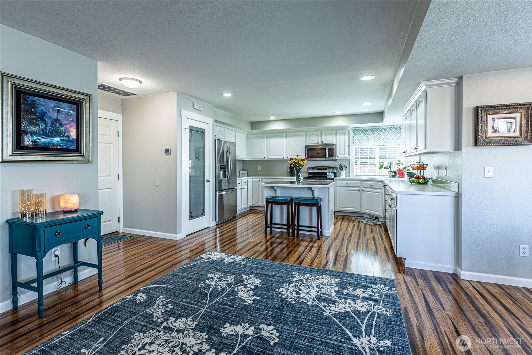 Tacoma, Washington, 98445, United States, 3 Bedrooms Bedrooms, ,3 BathroomsBathrooms,Residential,For Sale,1857304