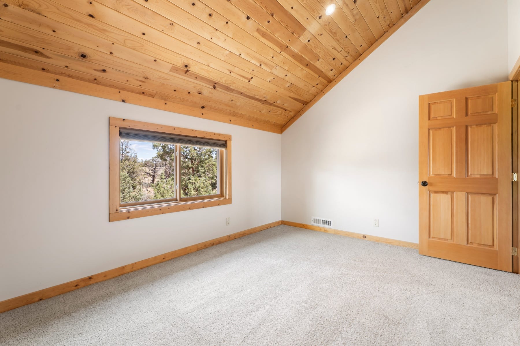  6801 SW McVey Avenue Redmond, OR 97756 - 物件實景