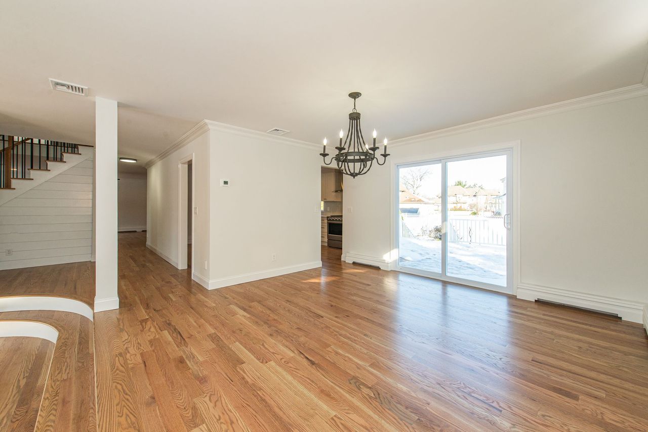 Fairfield, New Jersey, 07004, United States, 4 Bedrooms Bedrooms, ,5 BathroomsBathrooms,Residential,For Sale,2005992