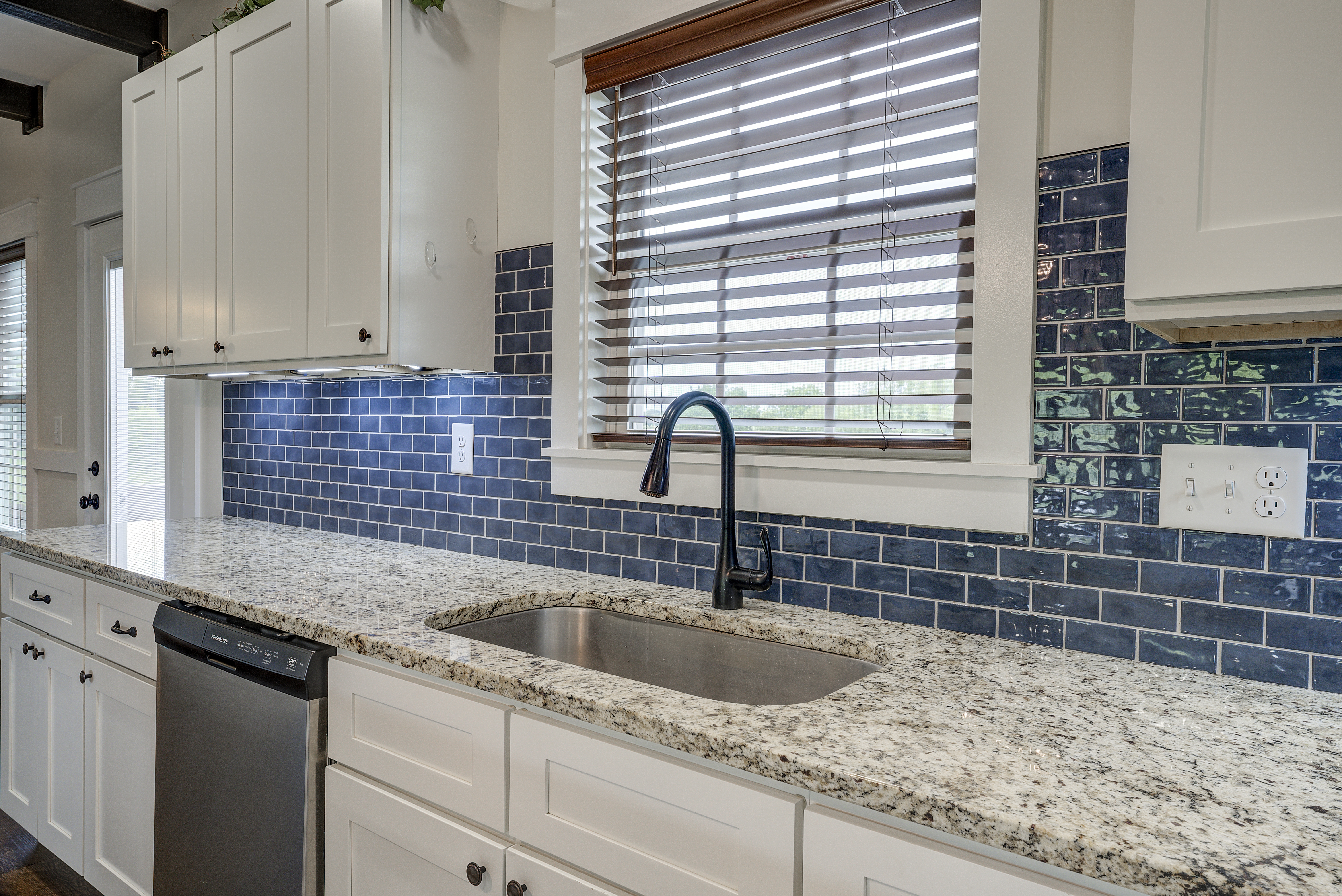 Jonesborough, Tennessee, 37659, United States, 3 Bedrooms Bedrooms, ,3 BathroomsBathrooms,Residential,For Sale,2000637