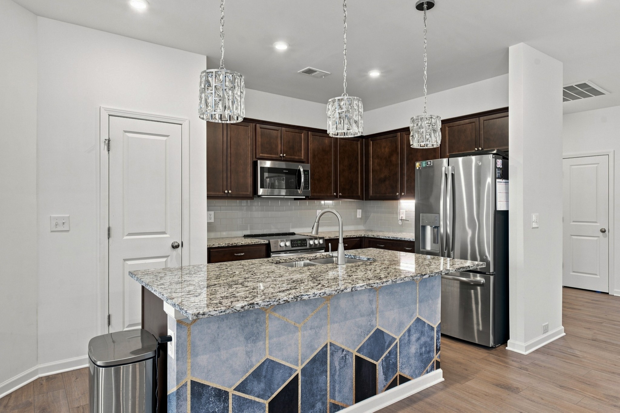  1217 Arroyo Dr, Nashville, TN, 37218 - 物件實景