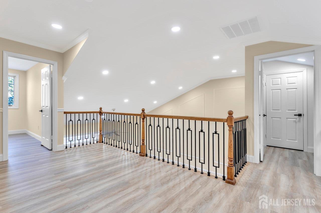 Monroe, New Jersey, 08831, United States, 2 Bedrooms Bedrooms, ,3 BathroomsBathrooms,Residential,For Sale,1918602