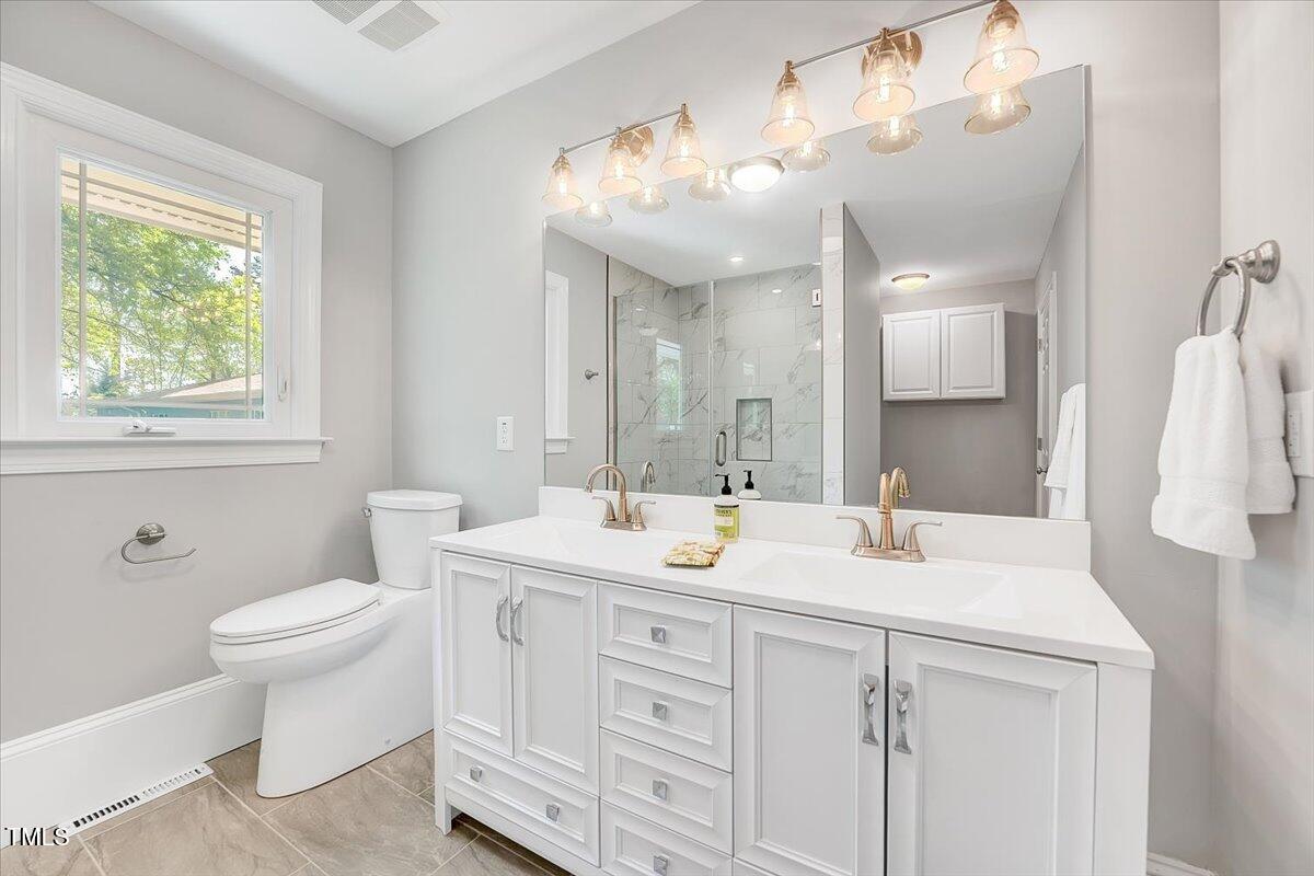 Fuquay Varina, North Carolina, 27526, United States, 4 Bedrooms Bedrooms, ,2 BathroomsBathrooms,Residential,For Sale,1778553