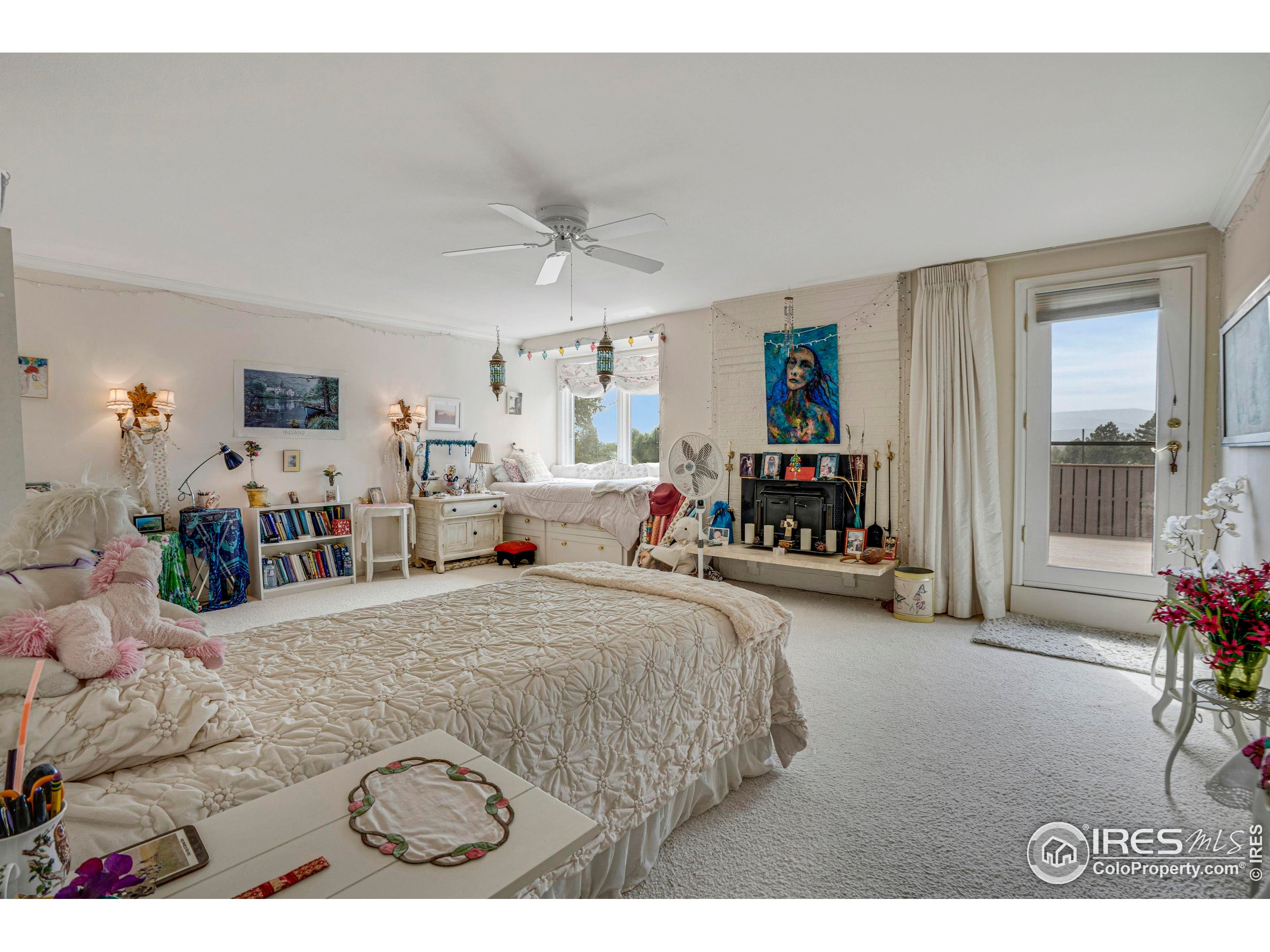 Boulder, Colorado, 80301, United States, 2 Bedrooms Bedrooms, ,2 BathroomsBathrooms,Residential,For Sale,1942273