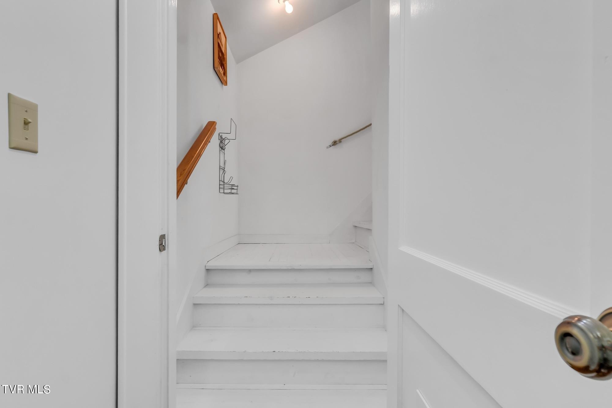 Big Stone Gap, Virginia, 24219, United States, 4 Bedrooms Bedrooms, ,3 BathroomsBathrooms,Residential,For Sale,1984528