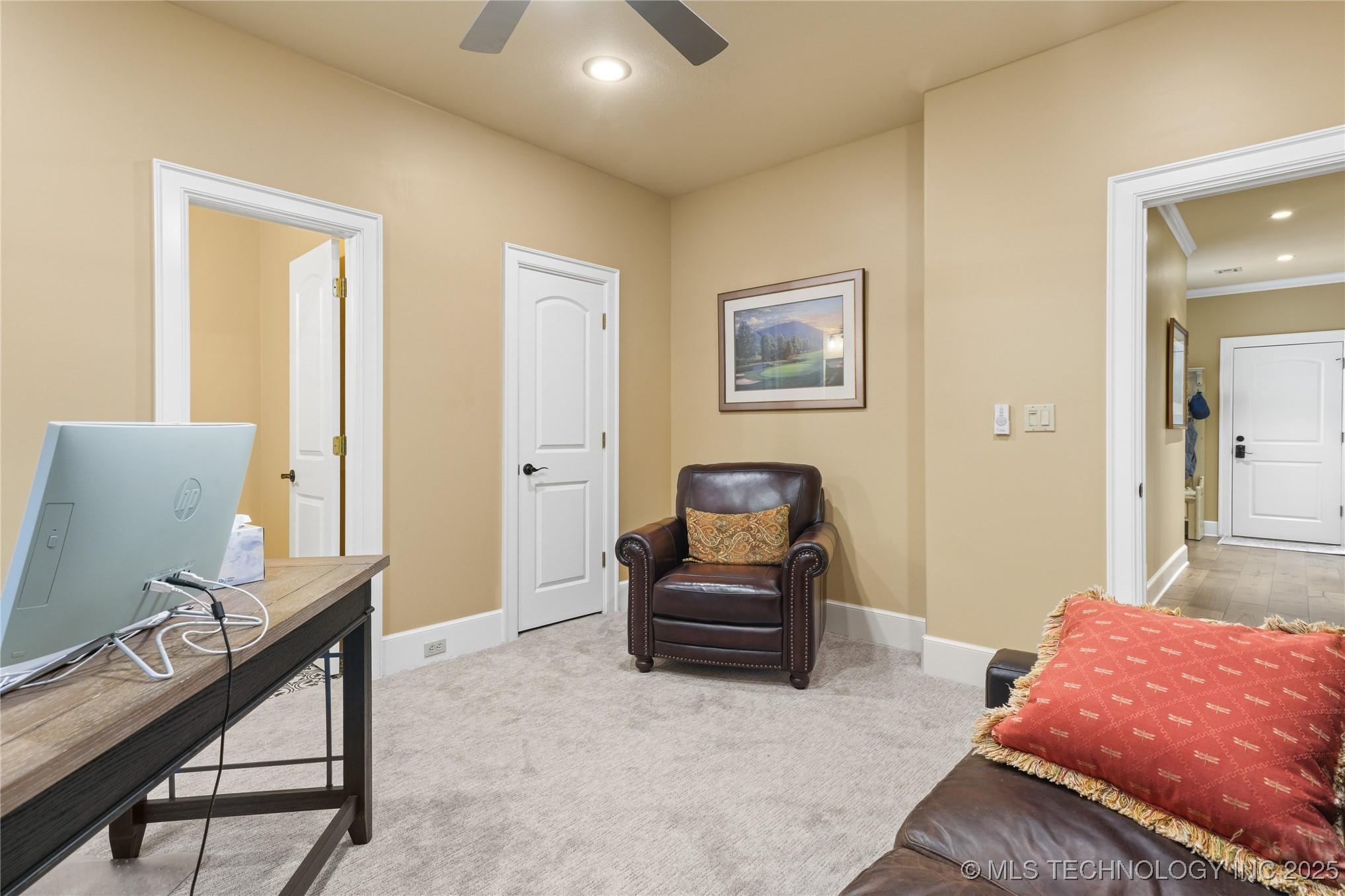 Muskogee, Oklahoma, 74403, United States, 4 Bedrooms Bedrooms, ,5 BathroomsBathrooms,Residential,For Sale,1980676