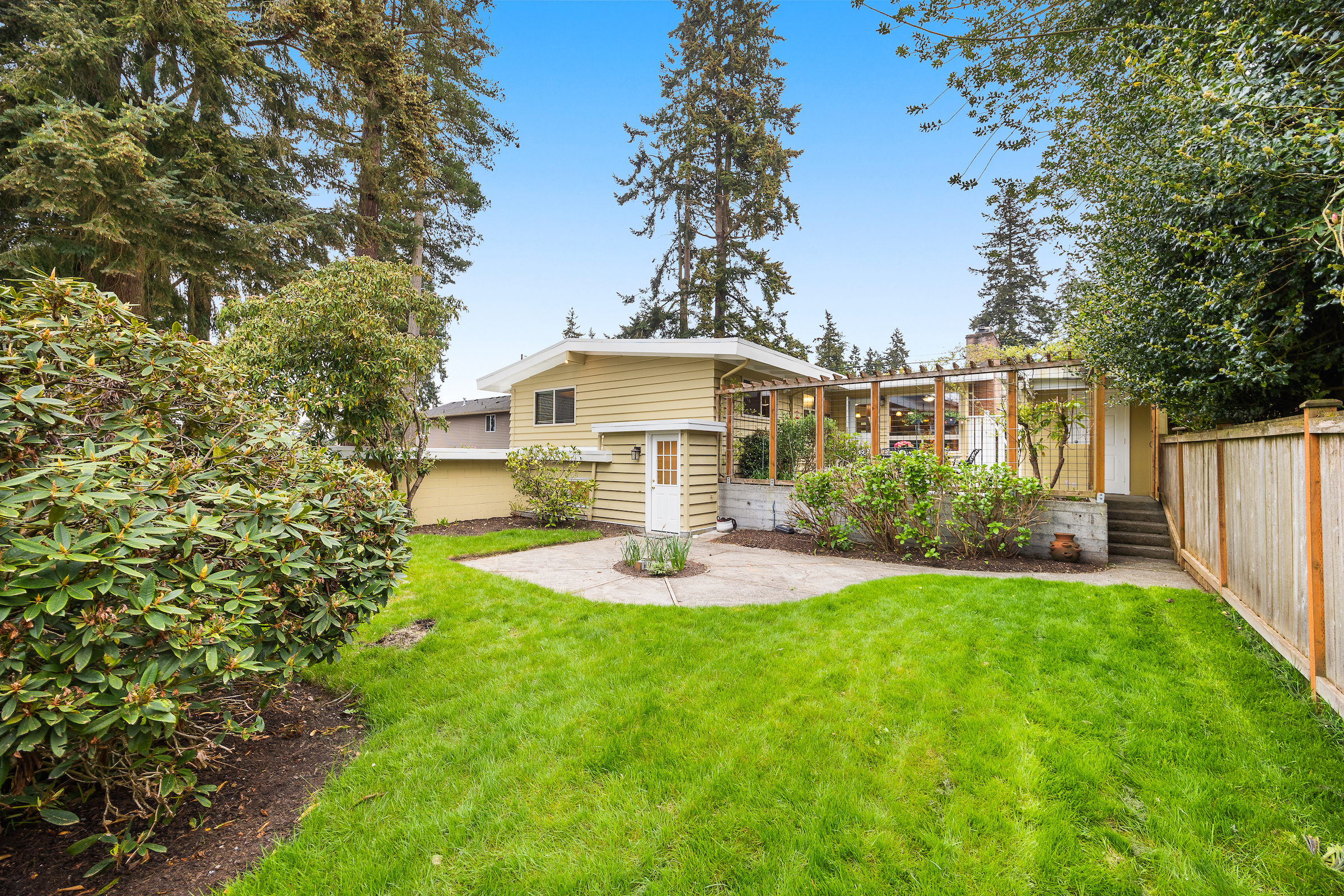  Timeless Mid-Century Modern in Shoreline - 物件實景