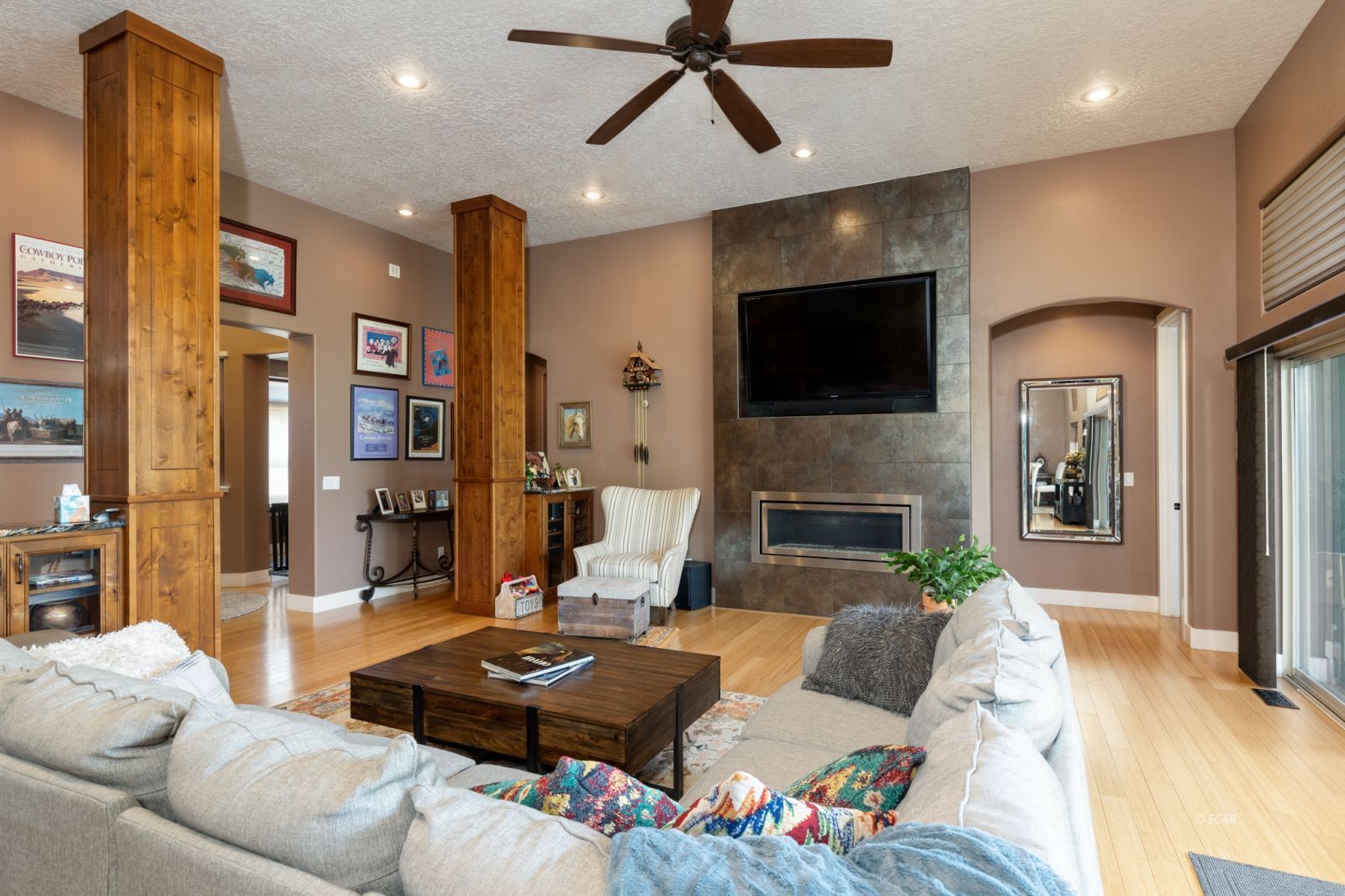 Elko, Nevada, 89801, United States, 3 Bedrooms Bedrooms, ,3 BathroomsBathrooms,Residential,For Sale,1696965