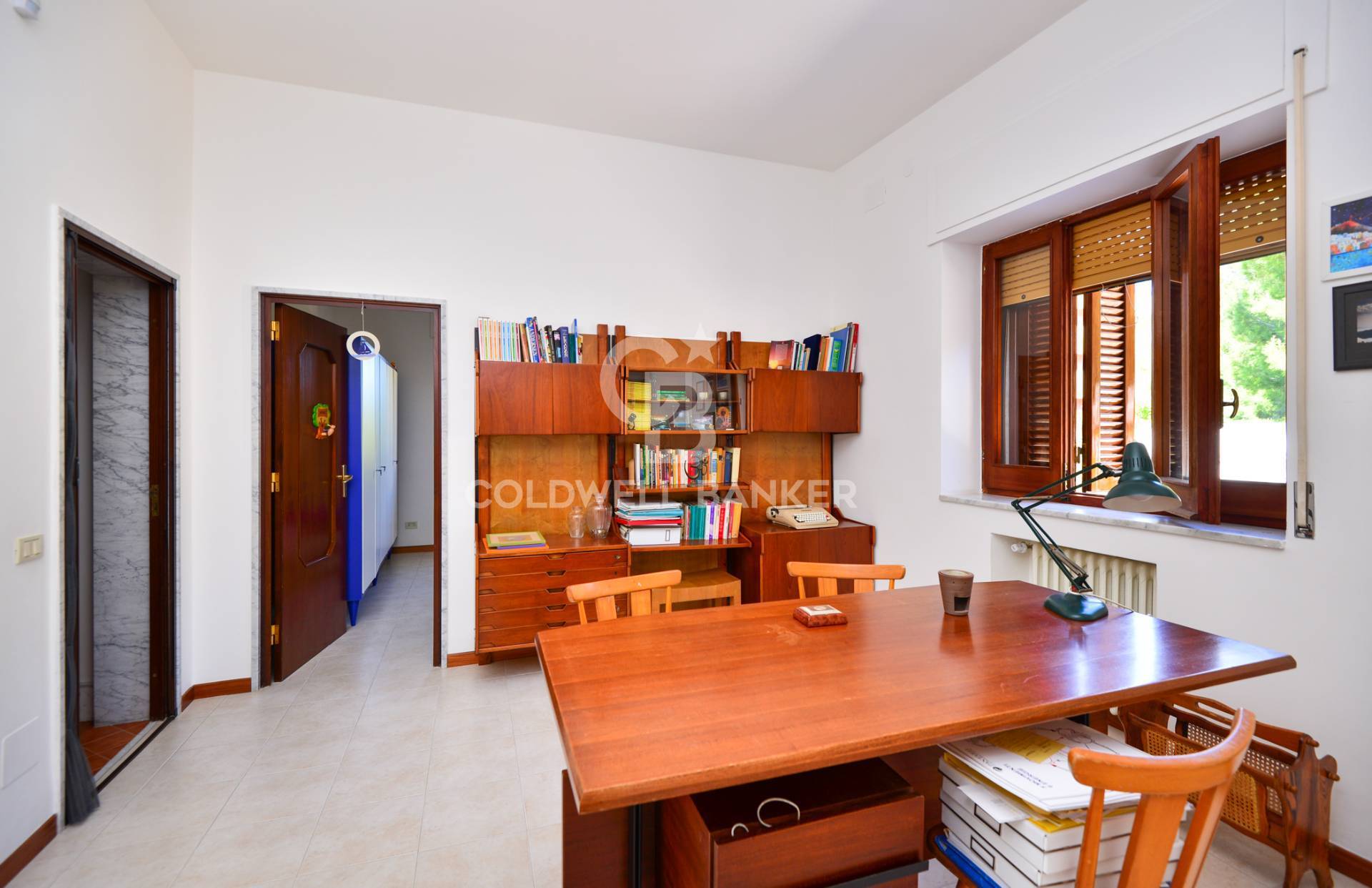VIA NAPOLI, Bari, Bari, 70100, IT, 6 Bedrooms Bedrooms, ,4 BathroomsBathrooms,Residential,For Sale,VIA NAPOLI,1445794