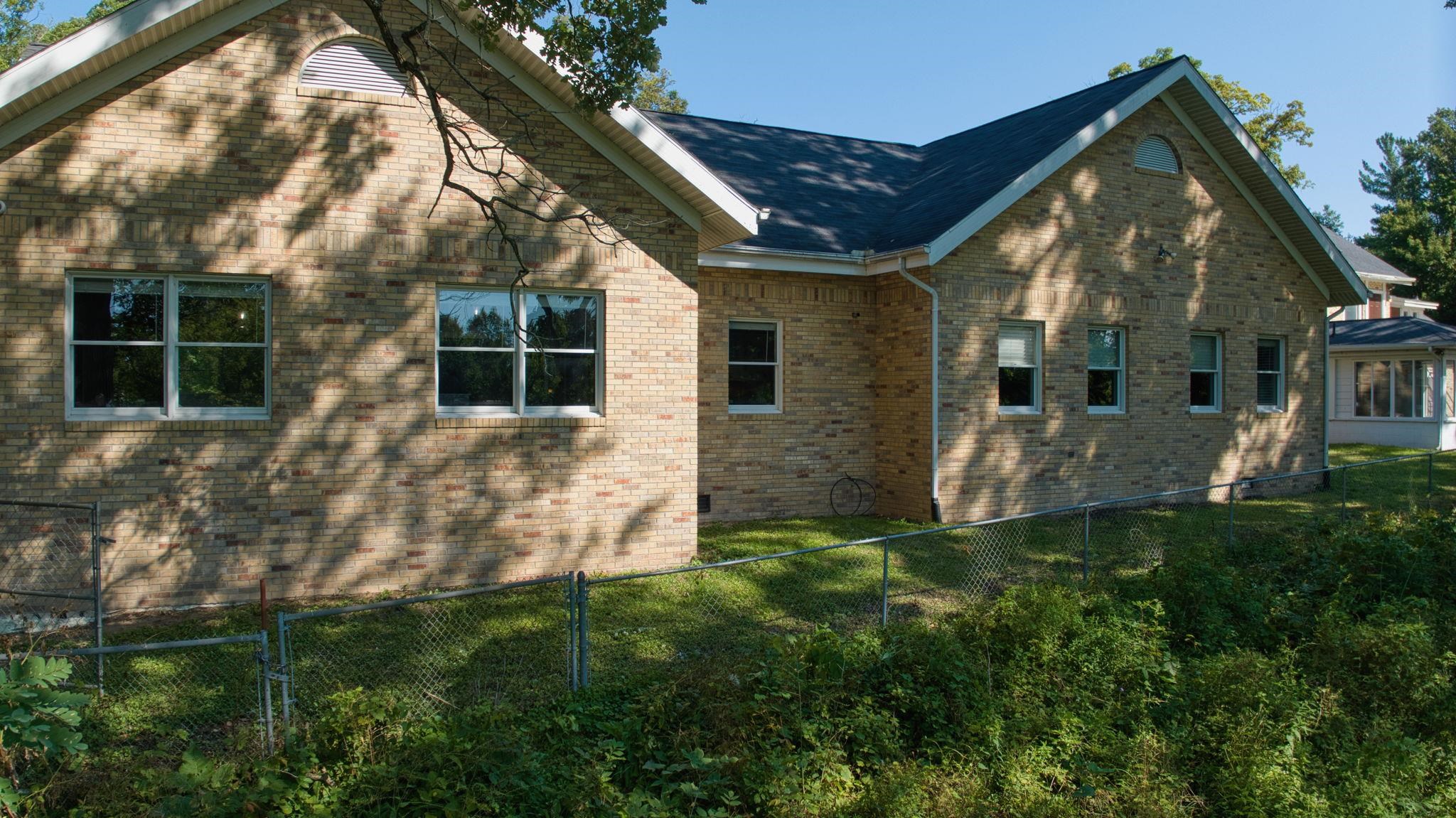 Midland, Michigan, 48640, United States, 9 Bedrooms Bedrooms, ,5 BathroomsBathrooms,Residential,For Sale,1943918