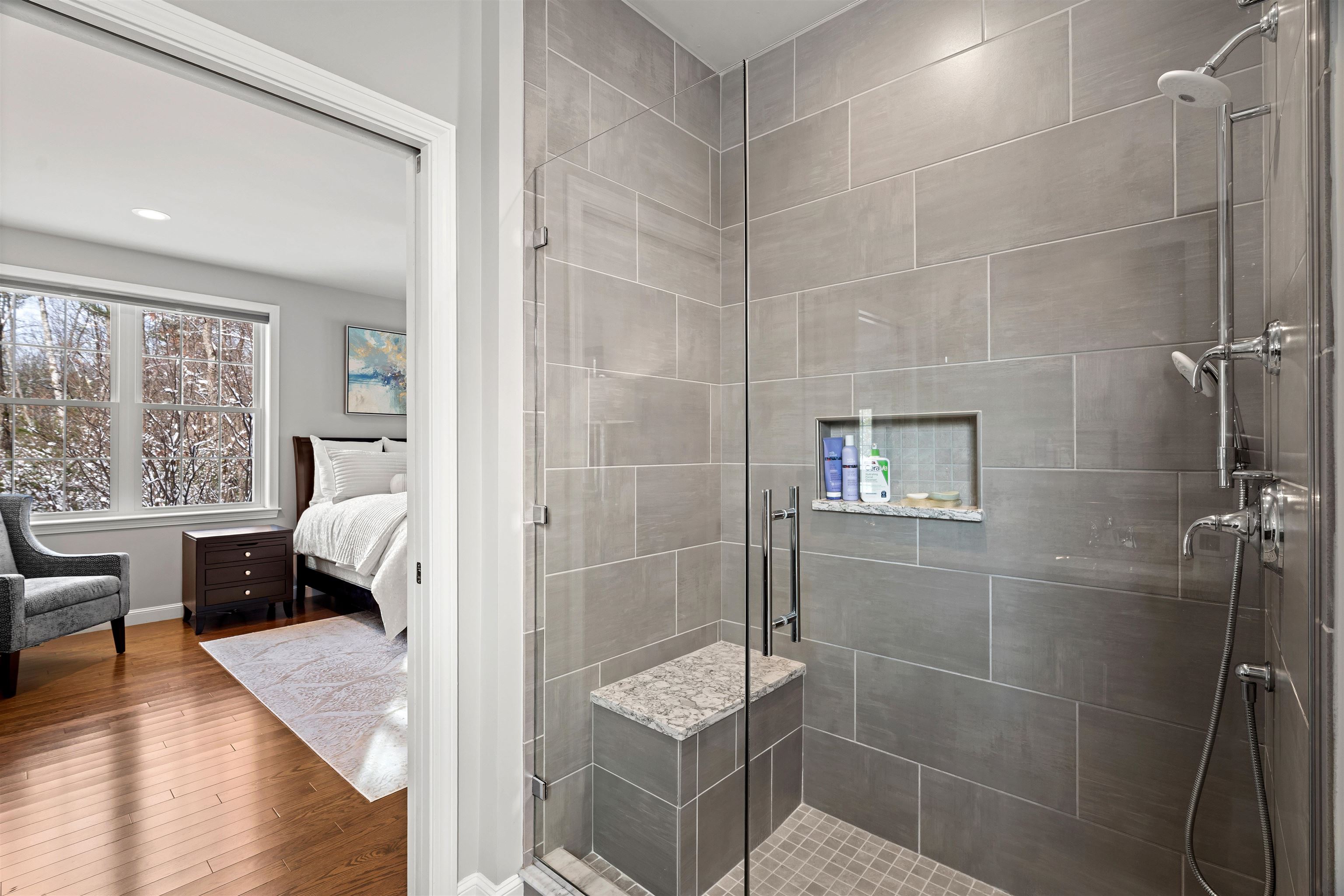 Manchester, New Hampshire, 03102, United States, 3 Bedrooms Bedrooms, ,3 BathroomsBathrooms,Residential,For Sale,2003193