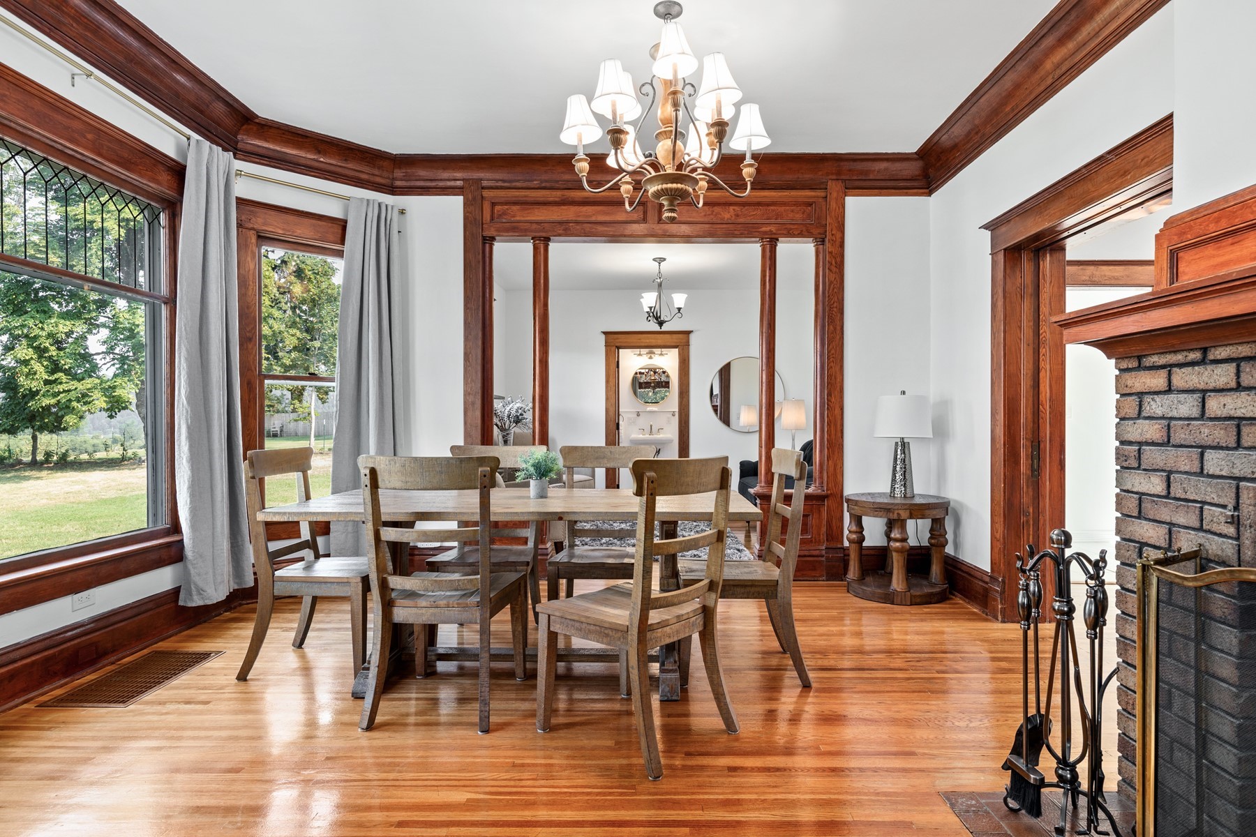  Historic Home with Stunning Views - 物件實景