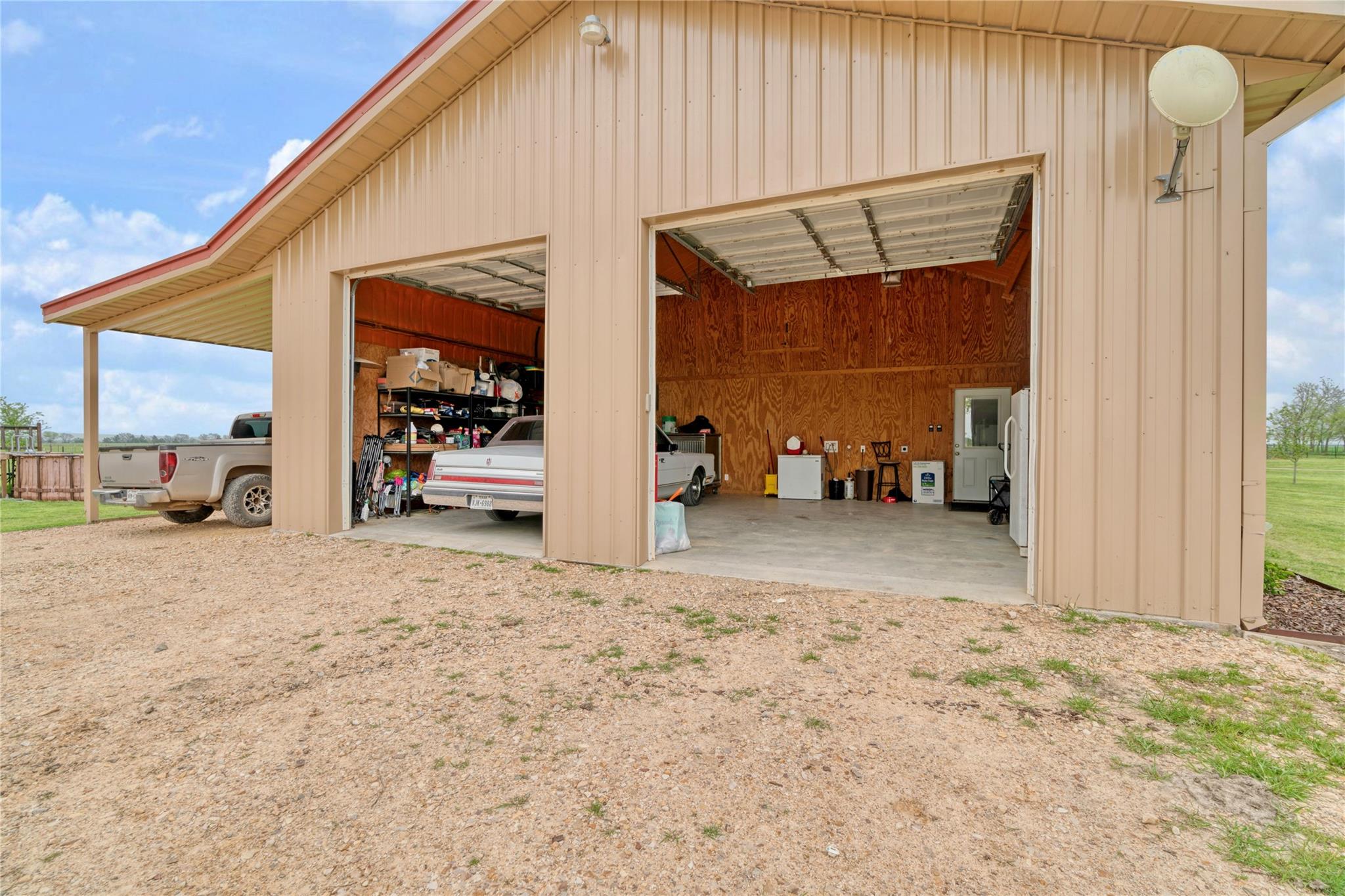 Honey Grove, Texas, 75446, United States, 3 Bedrooms Bedrooms, ,3 BathroomsBathrooms,Residential,For Sale,1937107