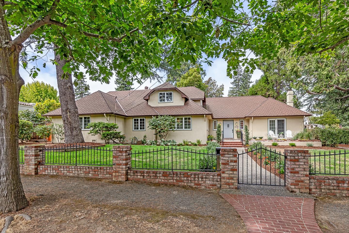 San Mateo, California, 94402, United States, 5 Bedrooms Bedrooms, ,4 BathroomsBathrooms,Residential,For Sale,1901144