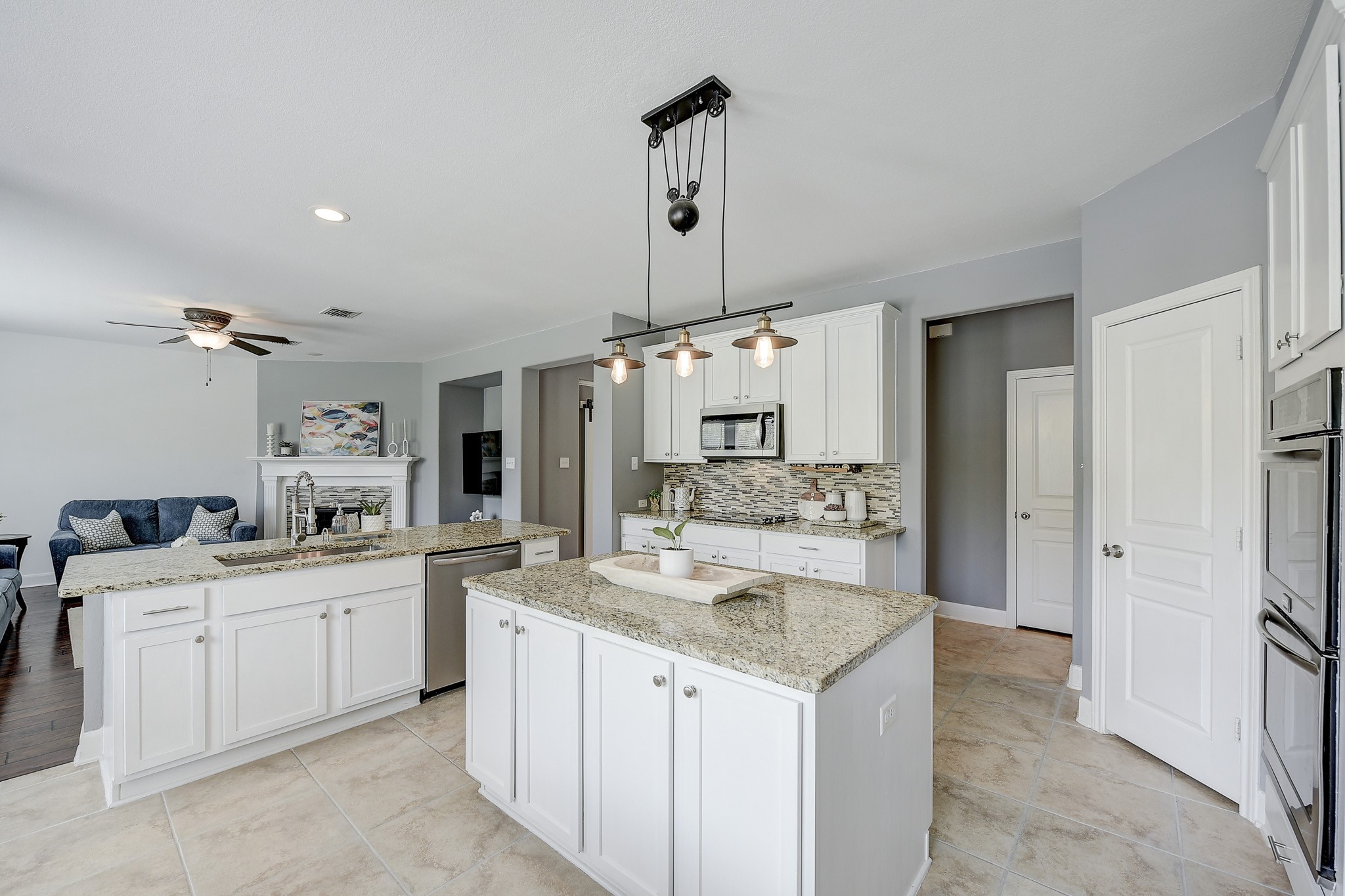 Little Elm, Texas, 75068, United States, 4 Bedrooms Bedrooms, ,4 BathroomsBathrooms,Residential,For Sale,1924720