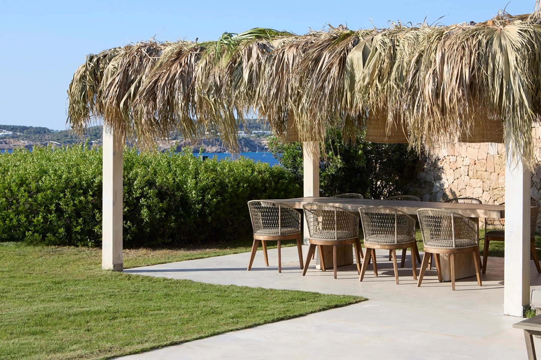  Villa on the beachfront in Caló d